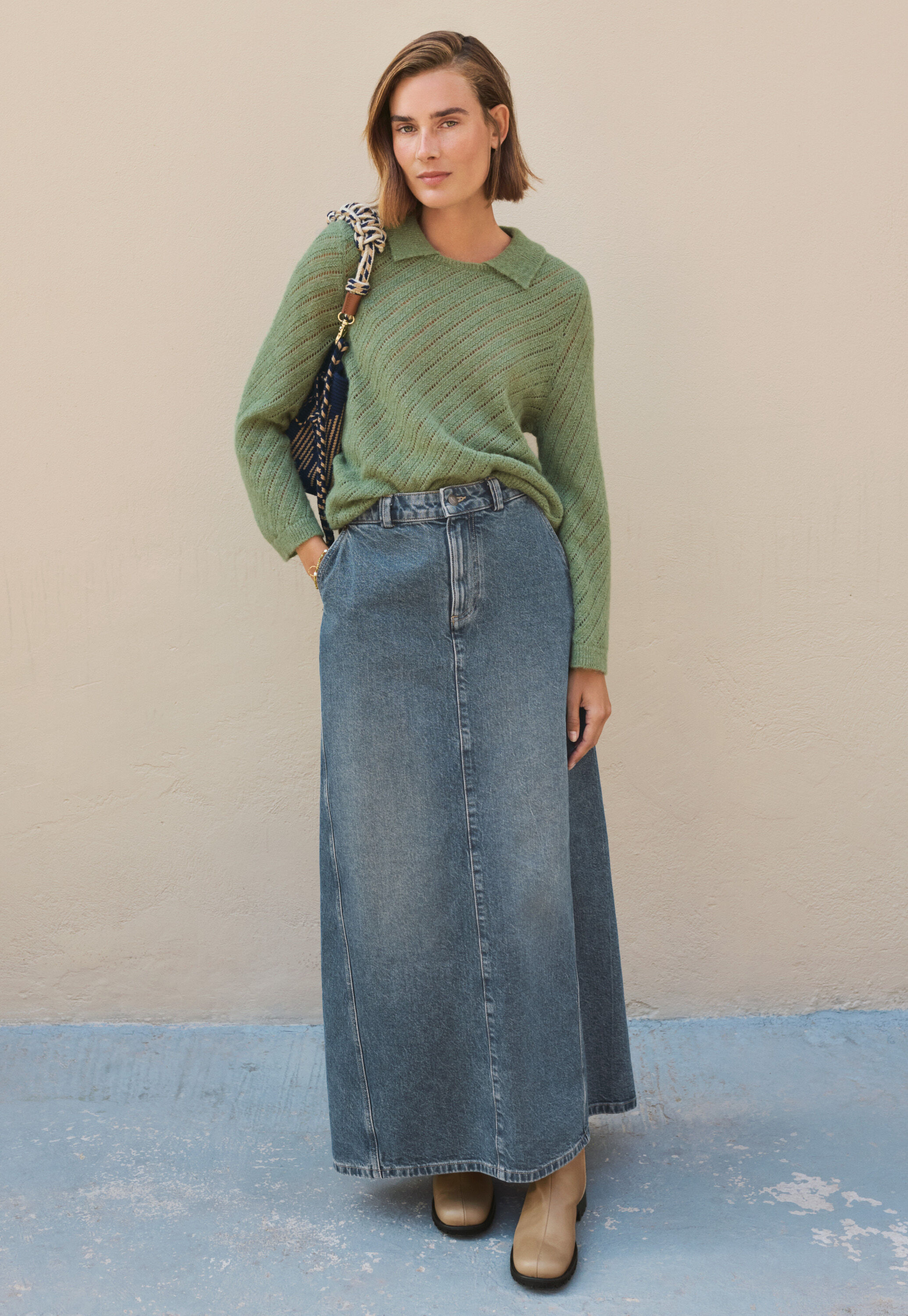 Pullover mit Kragen