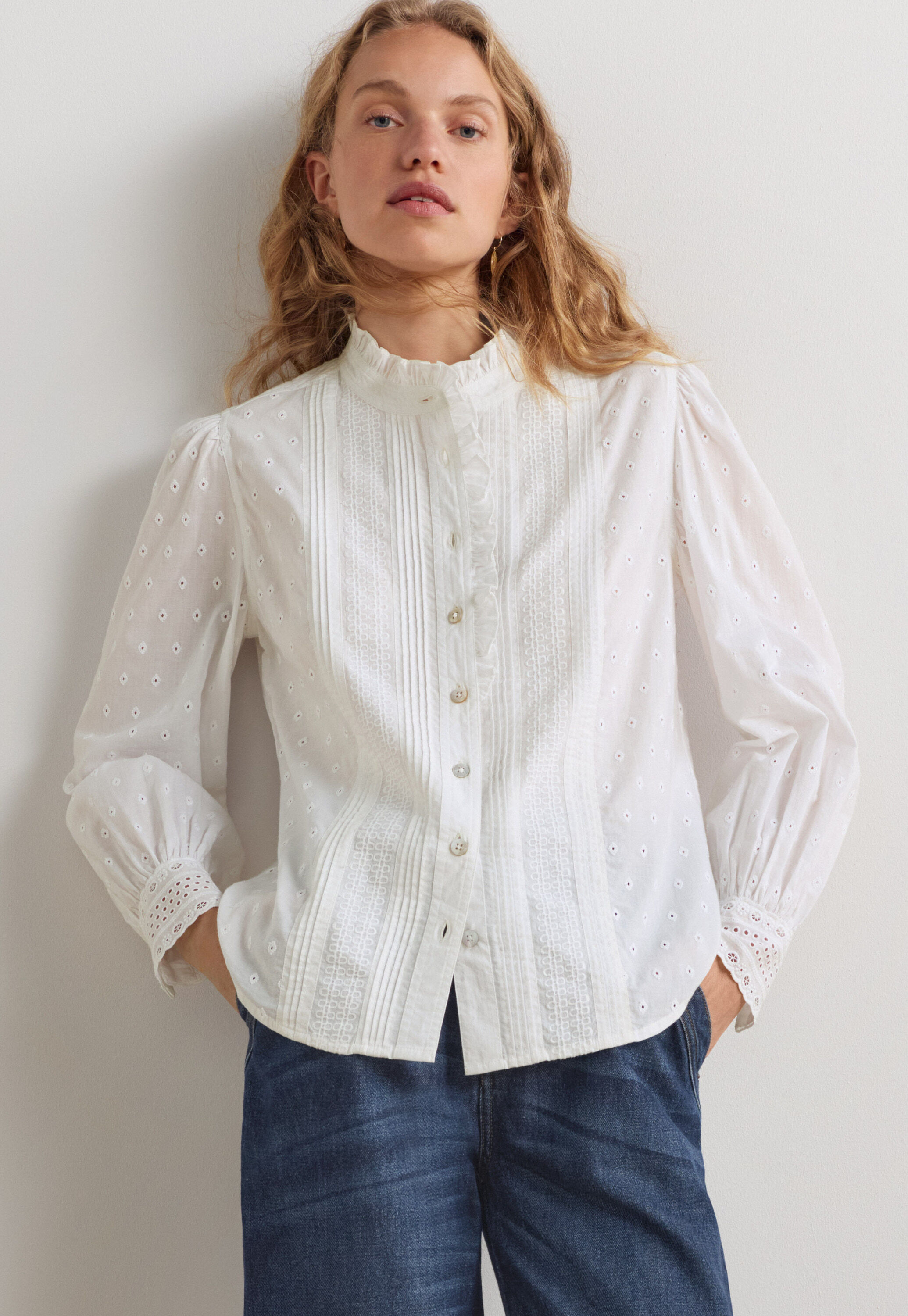 Bestickte Bluse