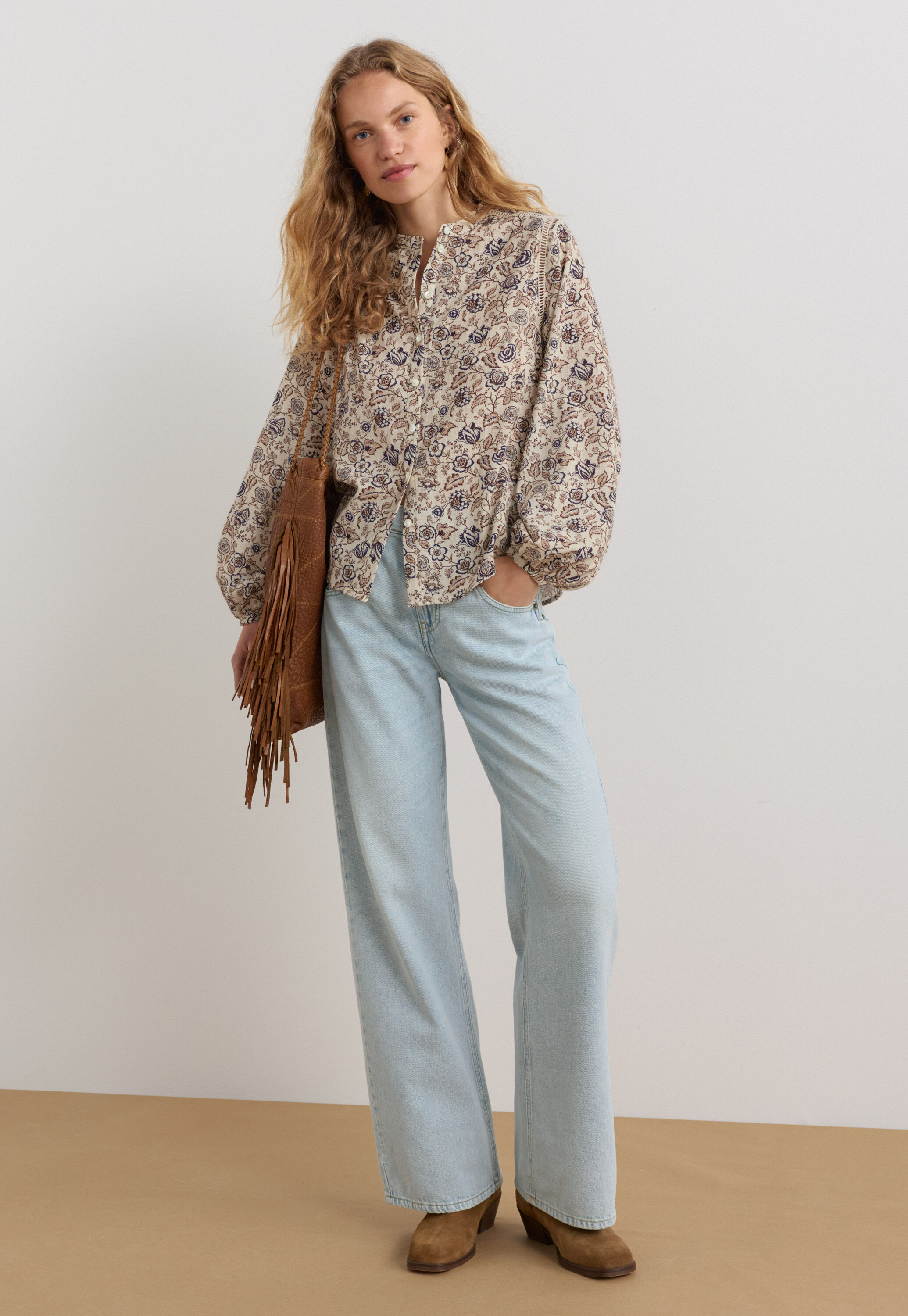 Bluse mit Print, Ecru/Rehbraun, large