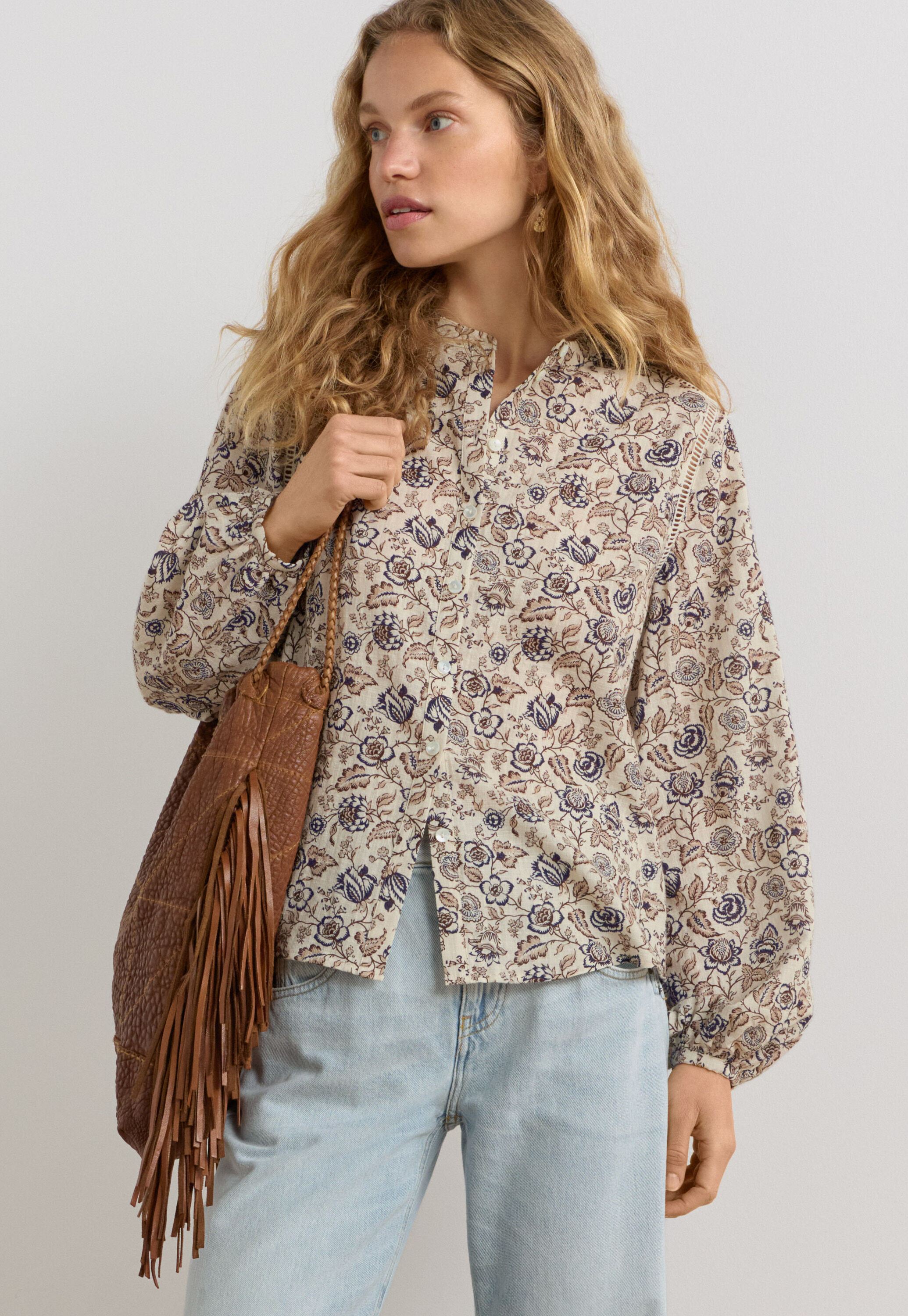Bluse mit Print, Ecru/Rehbraun, large