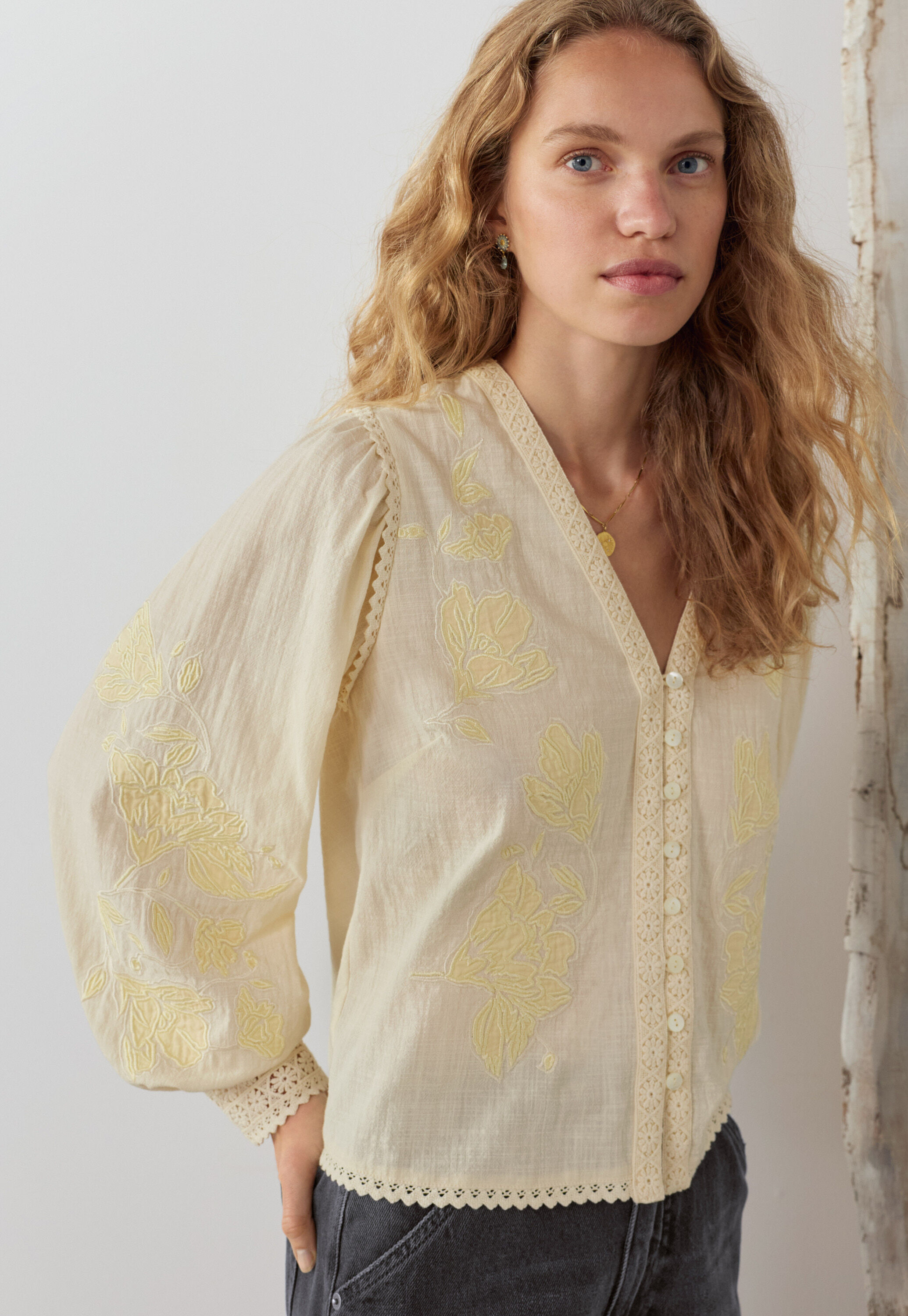Bestickte Bluse