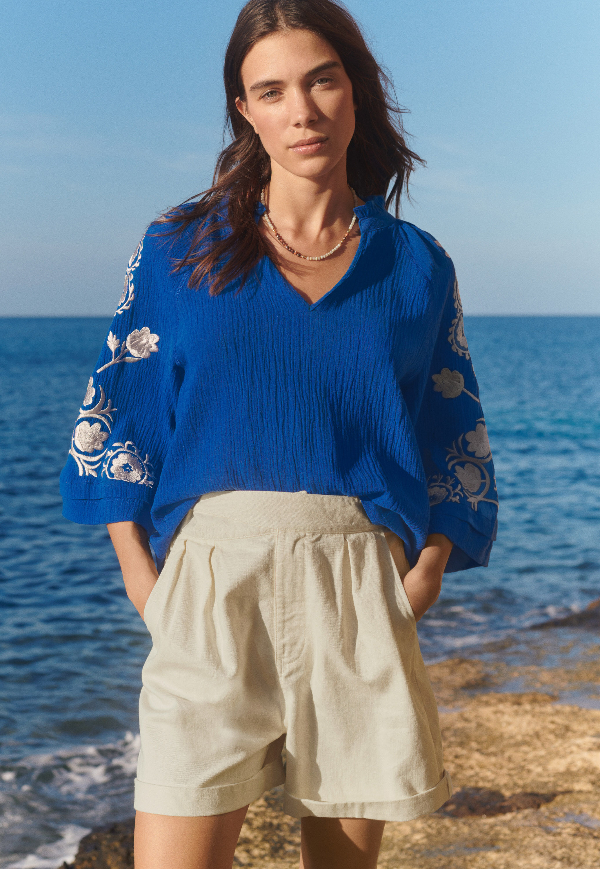 Bestickte Bluse