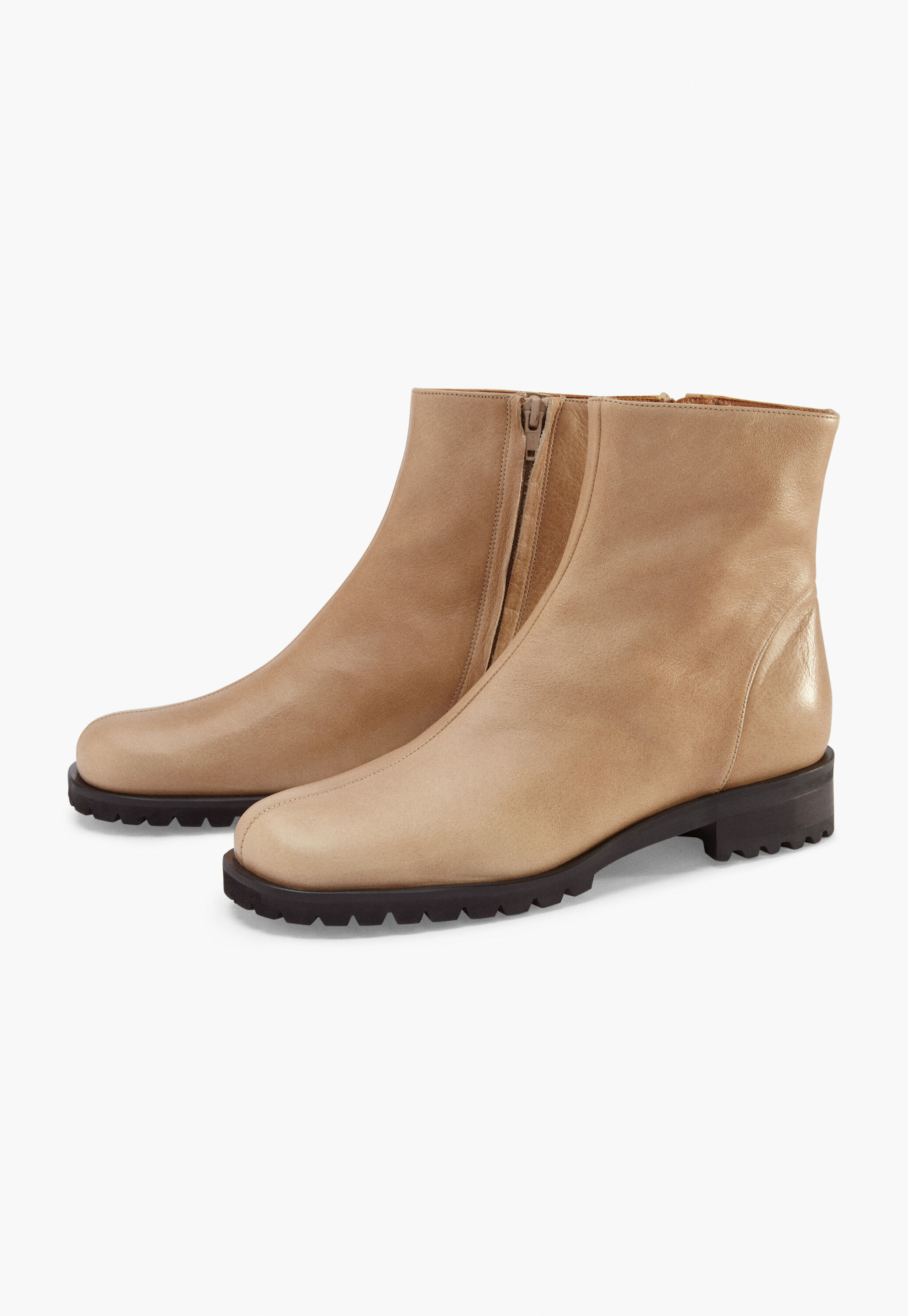Stiefel mit Absatz