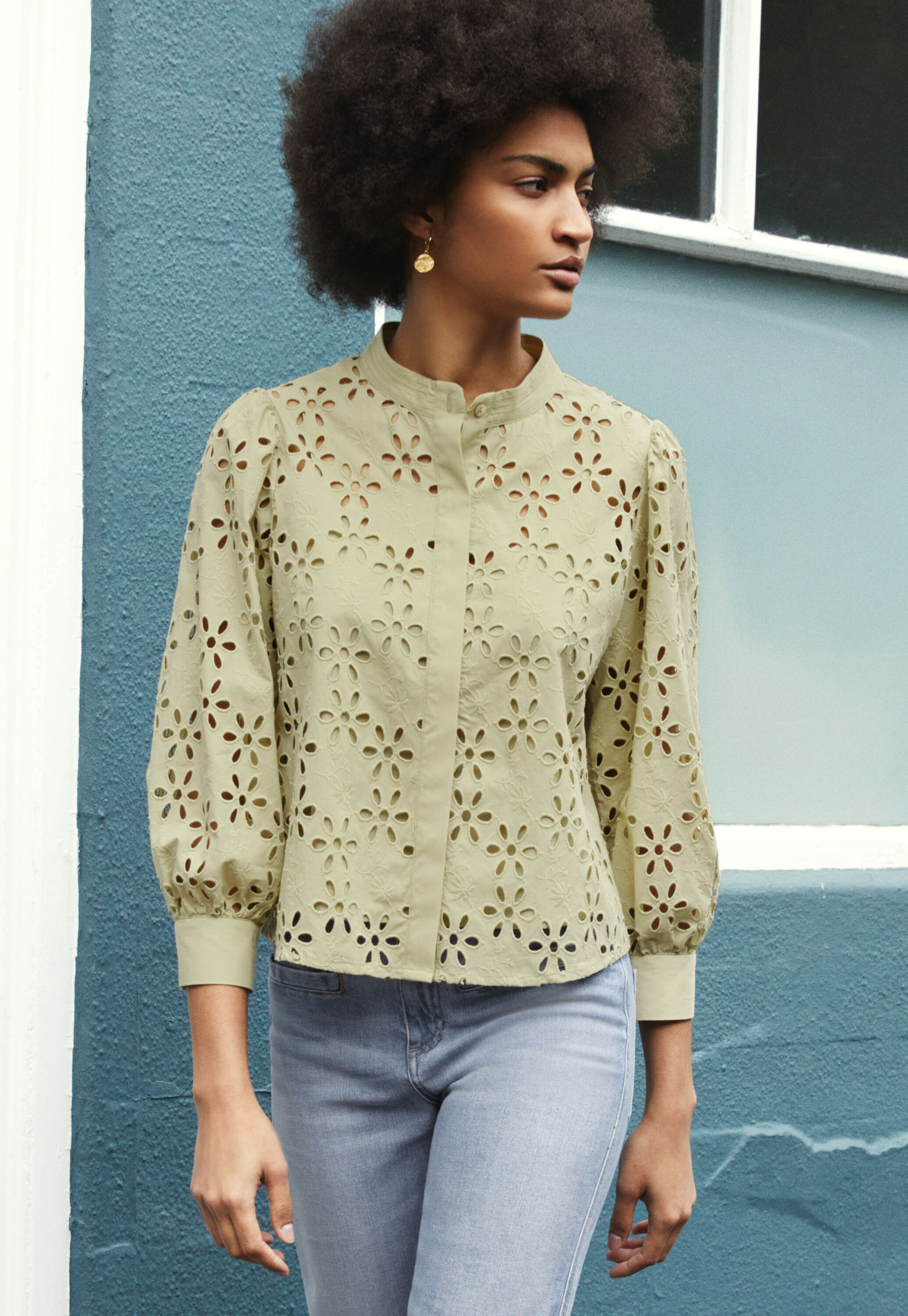 Cutwork-Bluse