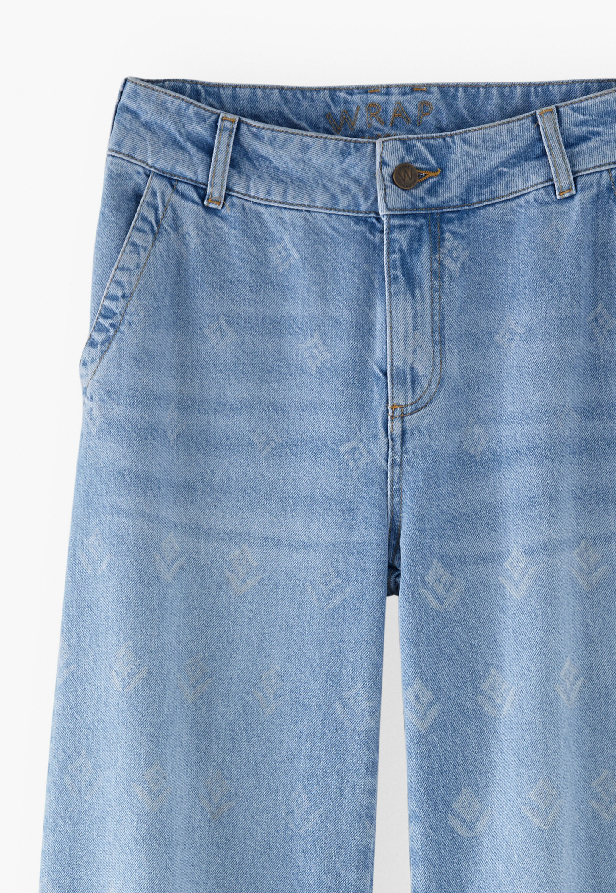 Gelaserte Jeans mit weitem Bein