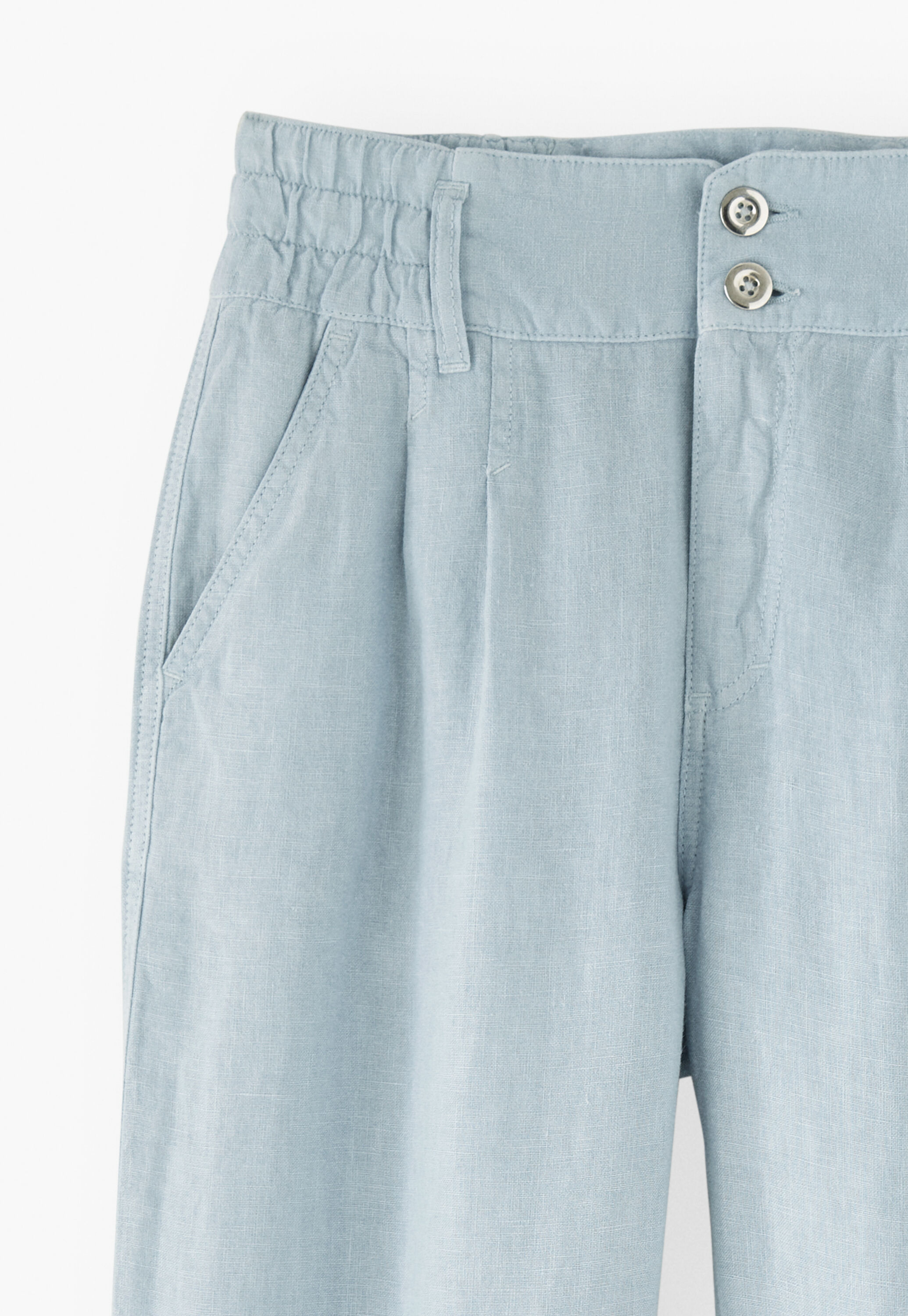 Hose im Mom-Stil