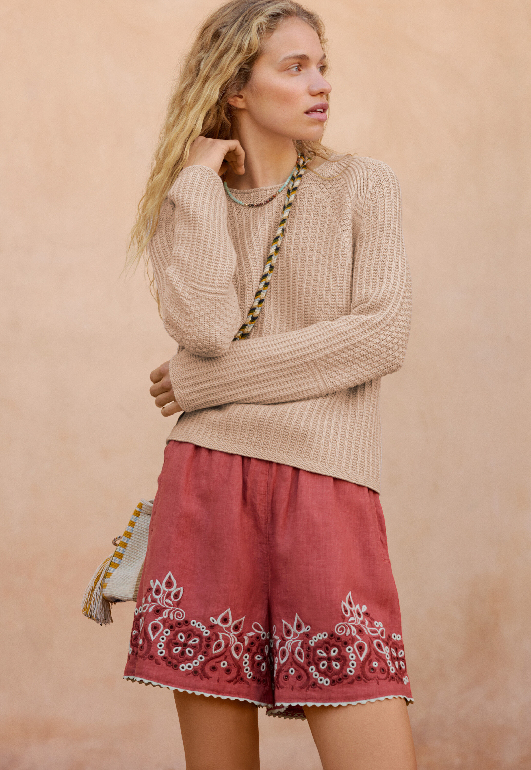 Broderie-Shorts