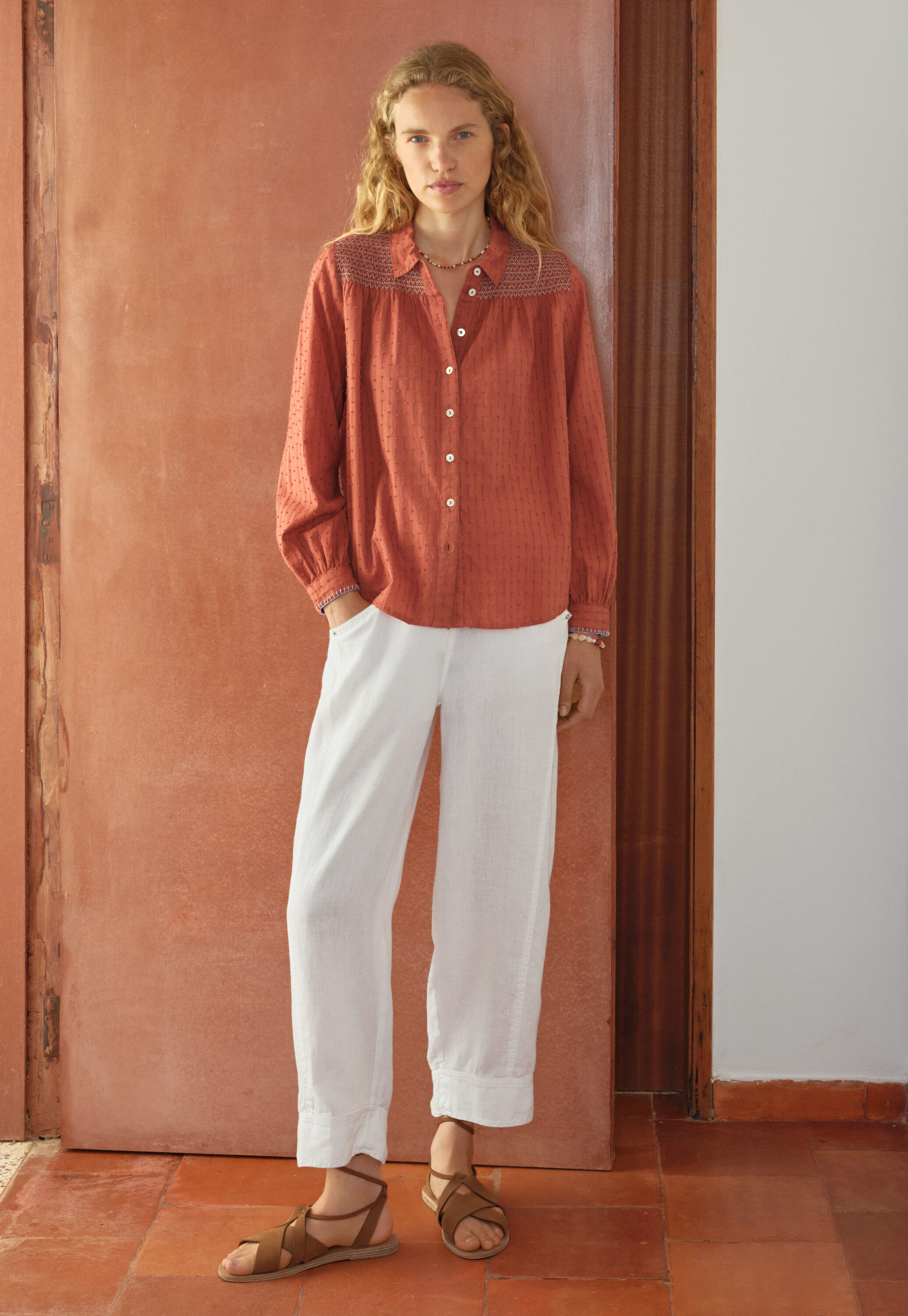 Bluse mit Kr&auml;uselungen