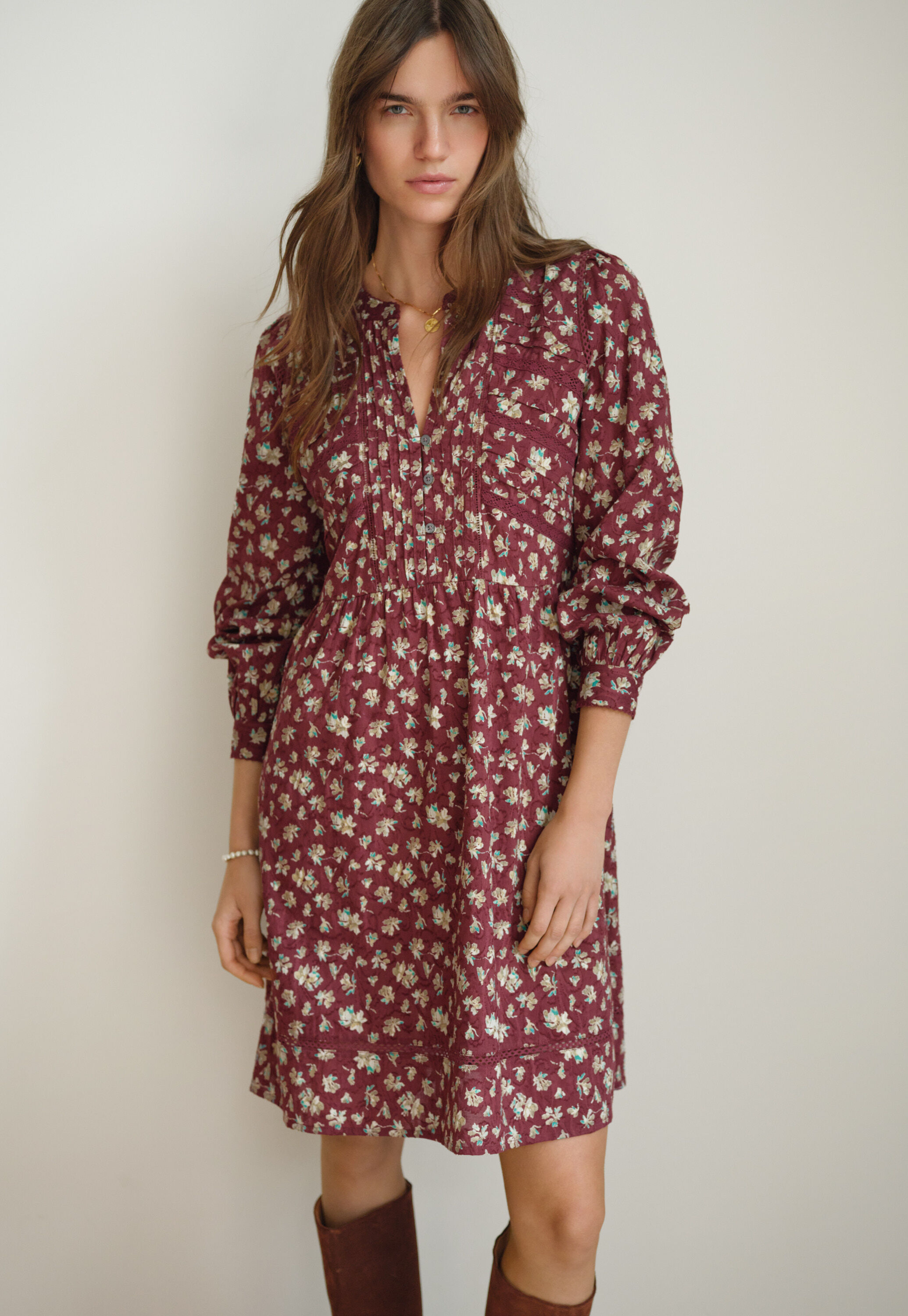 Kurzes Kleid mit Print