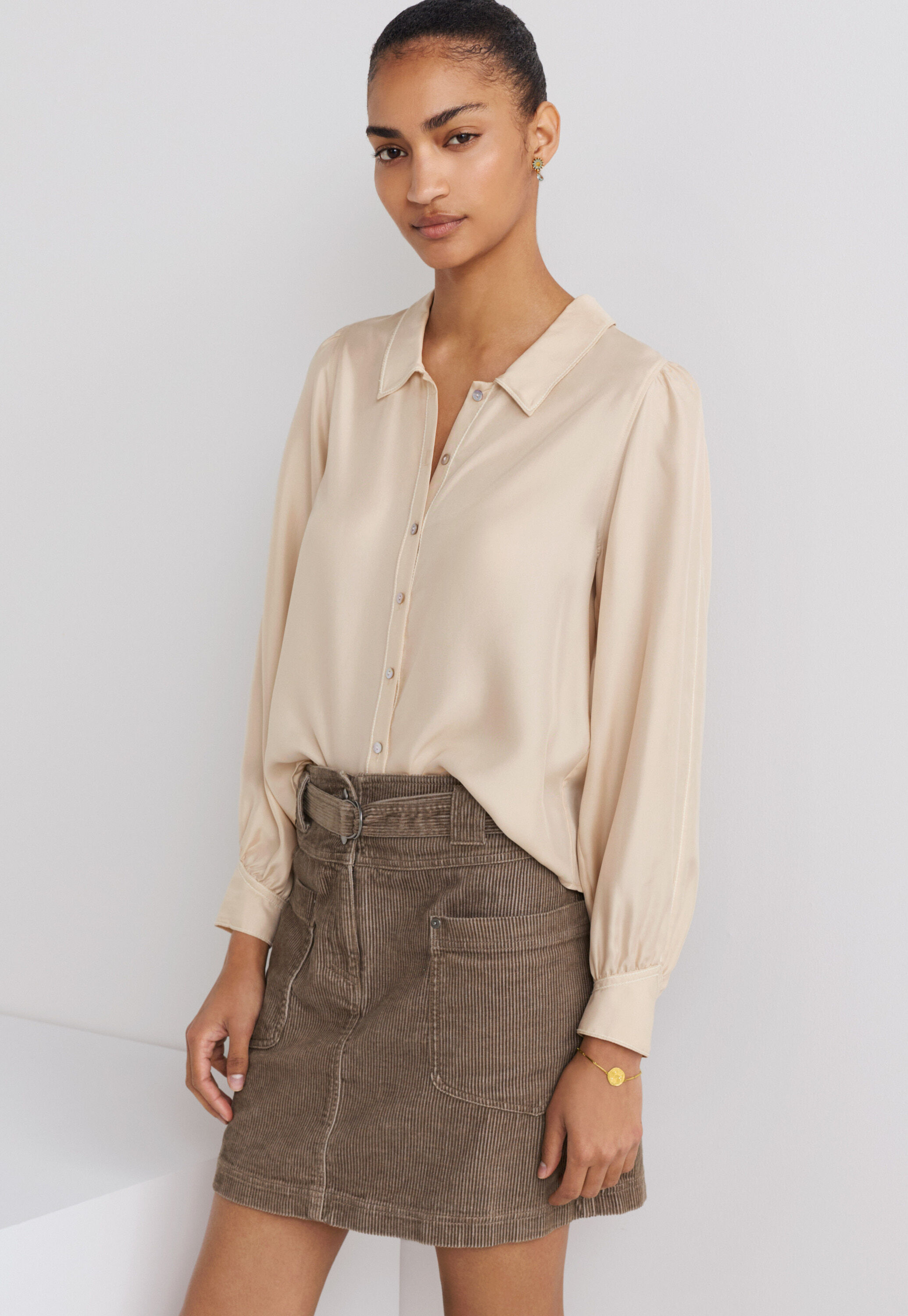 Bluse mit Ziern&auml;hten, Perle, large