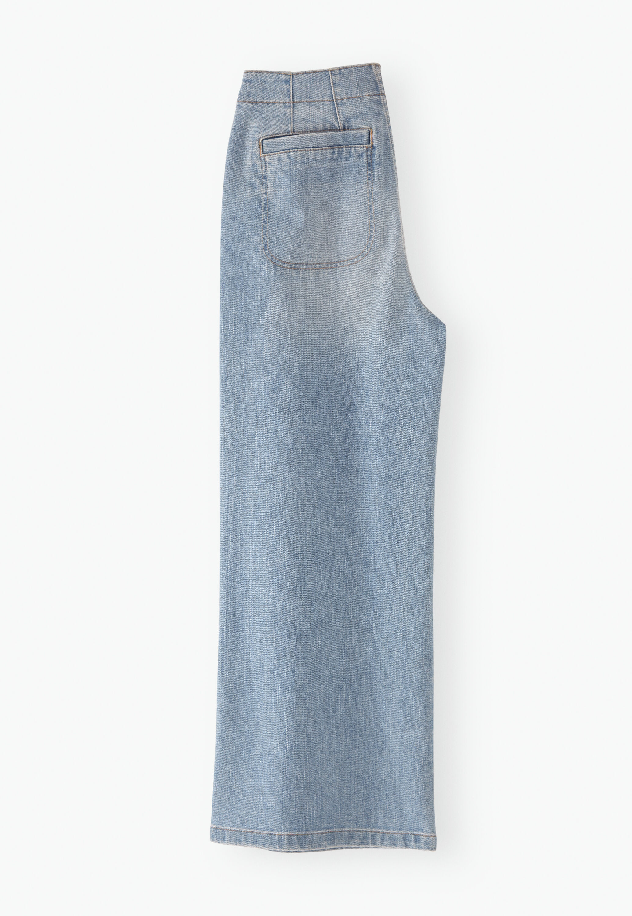 K&uuml;rzere Jeans mit weitem Bein