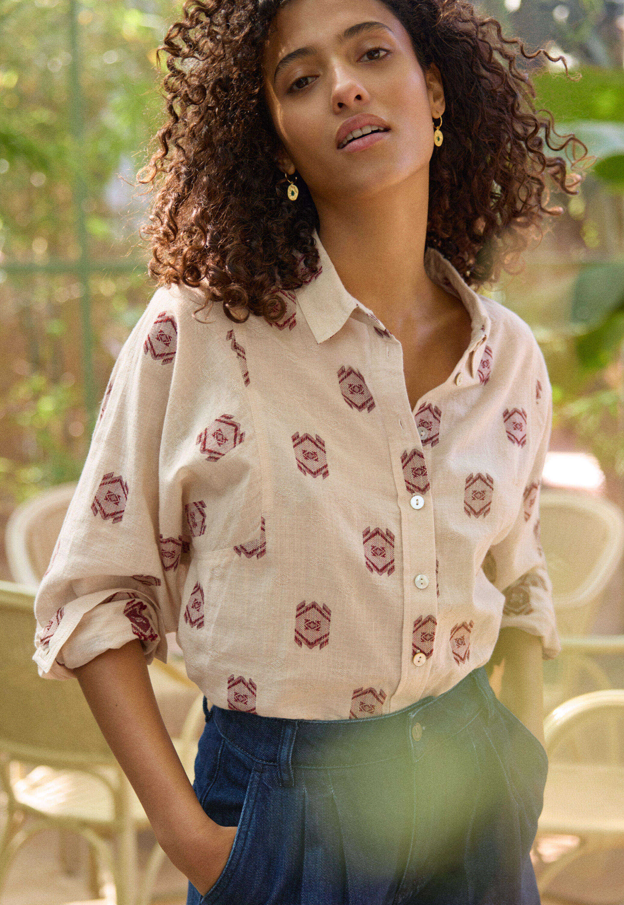 Bluse aus geklipptem Jacquard