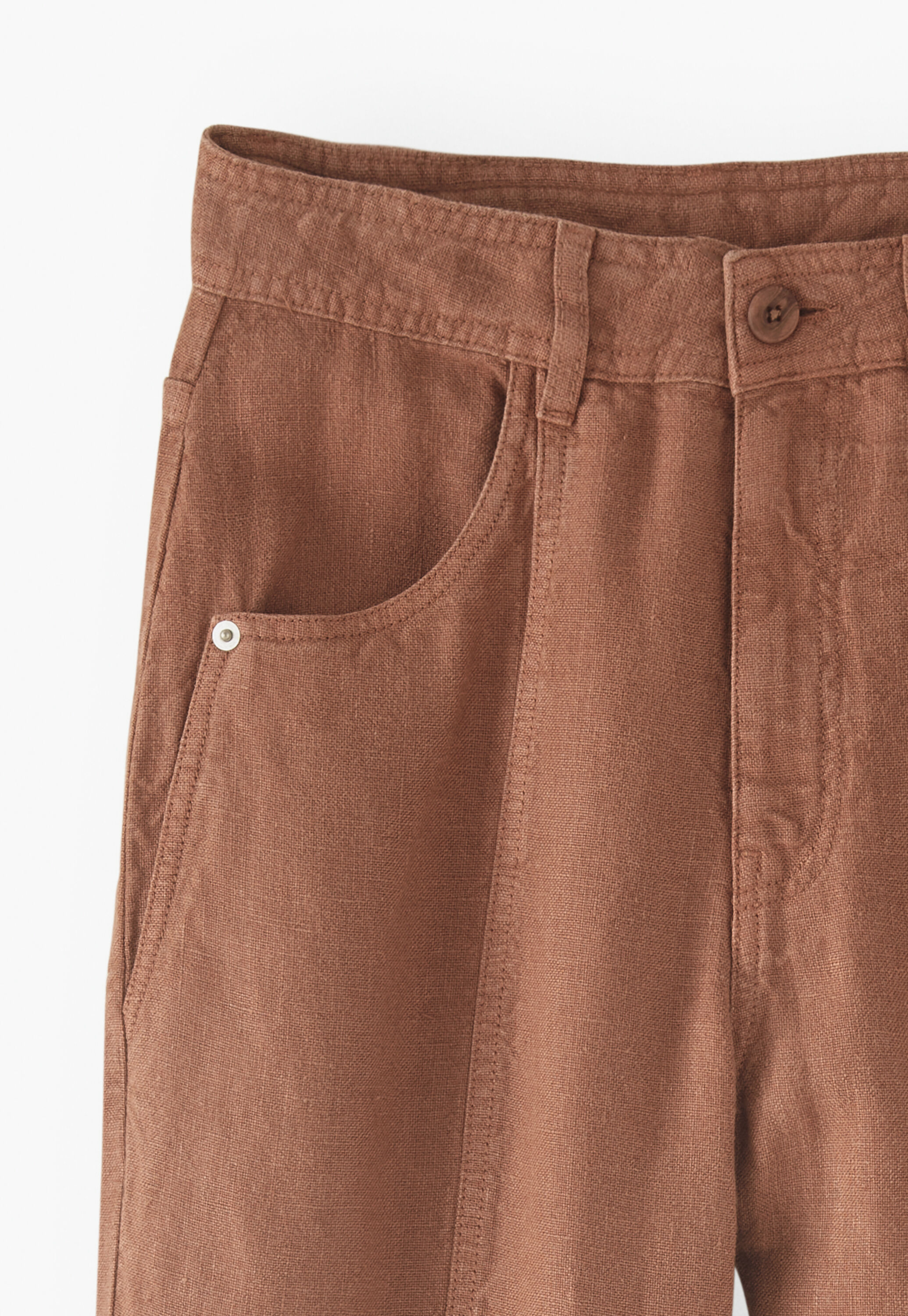 Schmal zulaufende Hose