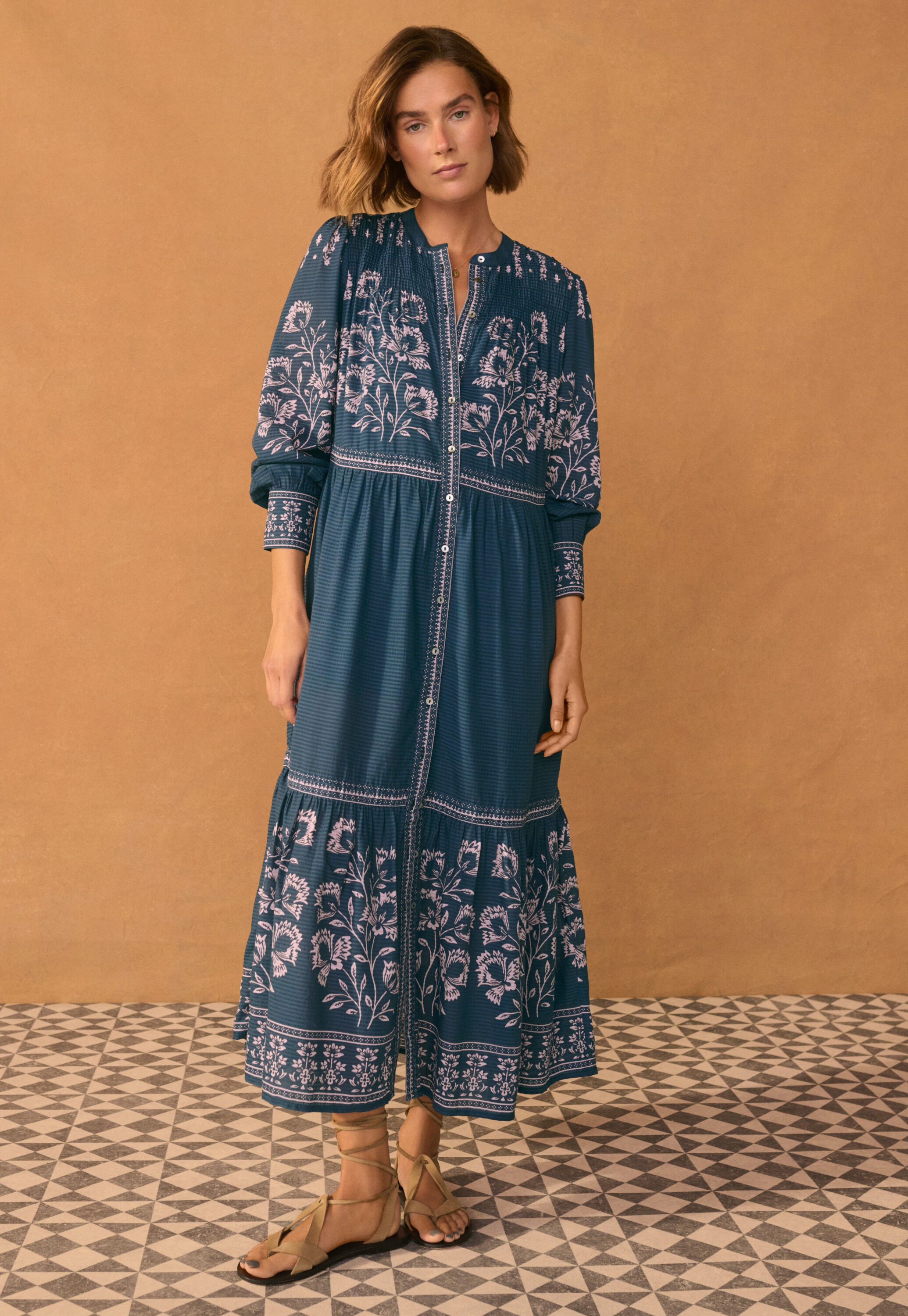Bedrucktes Stufenkleid