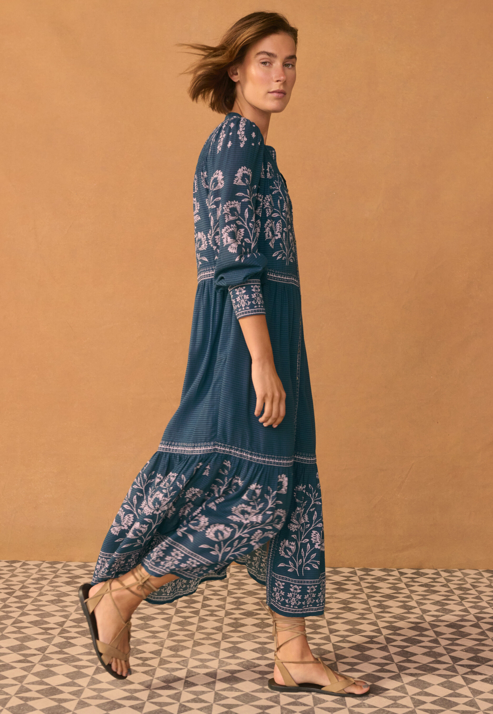 Bedrucktes Stufenkleid