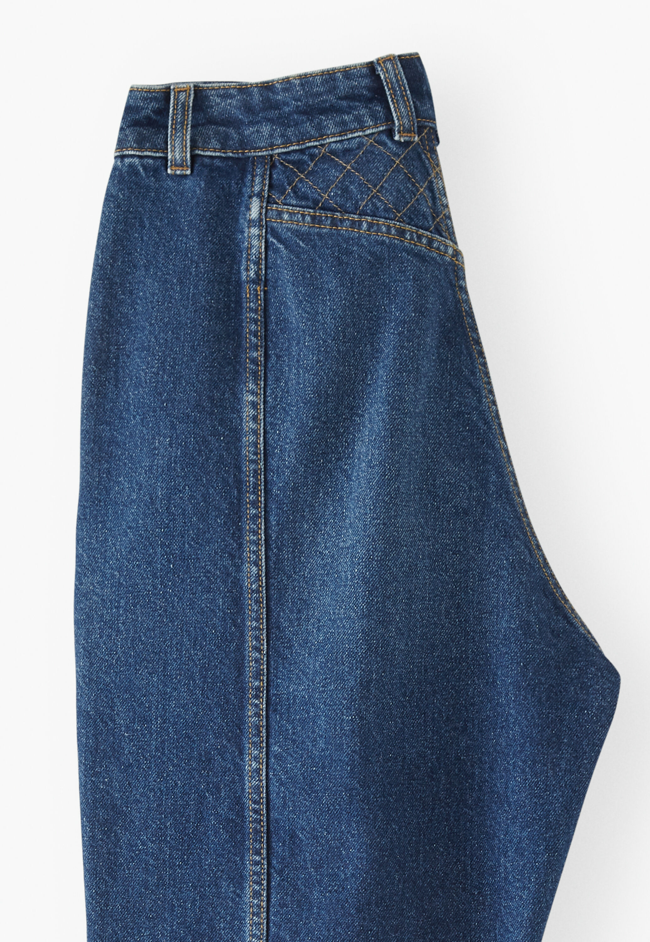 Schmal zulaufende Jeans