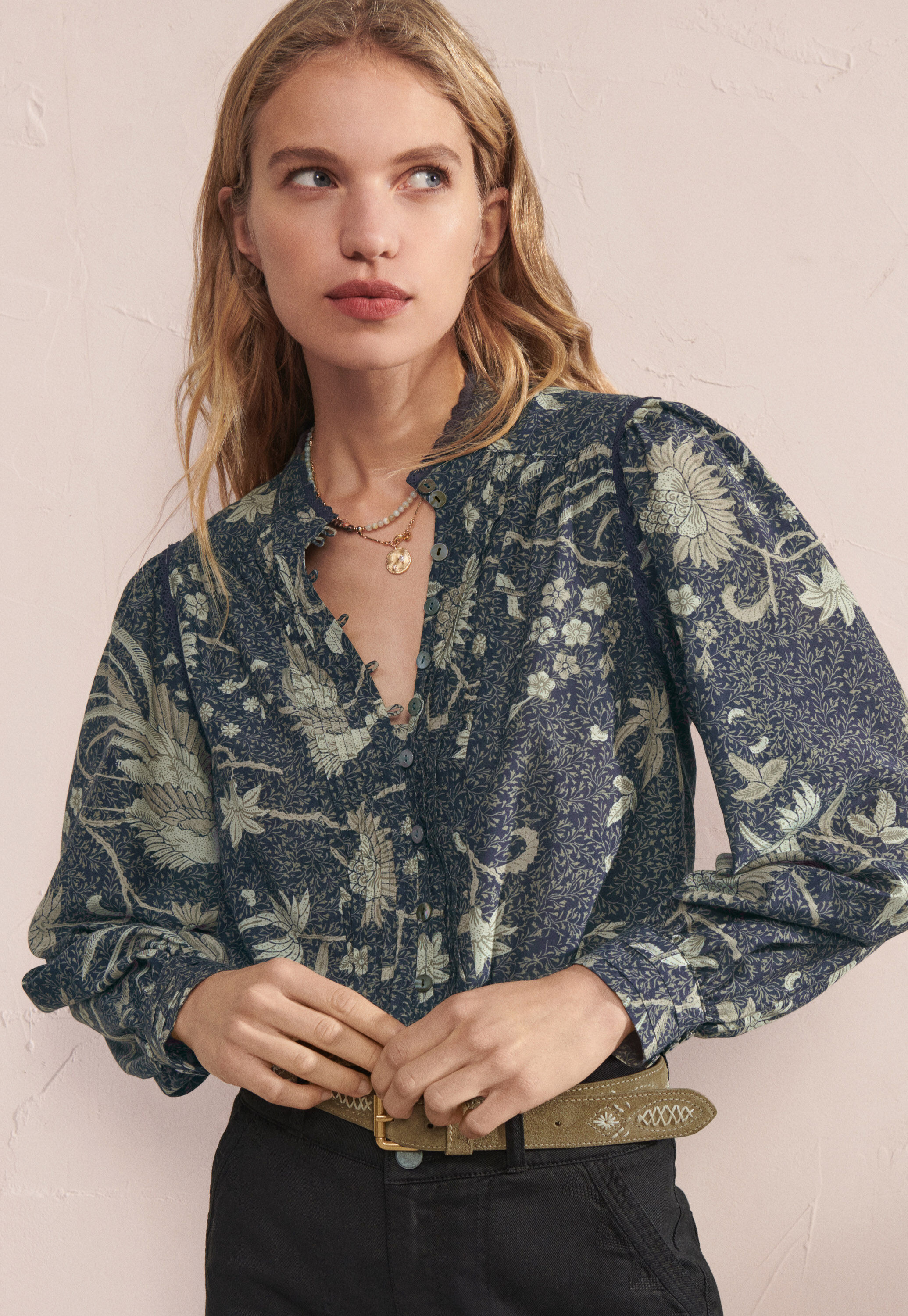 Bedruckte Bluse mit Falten