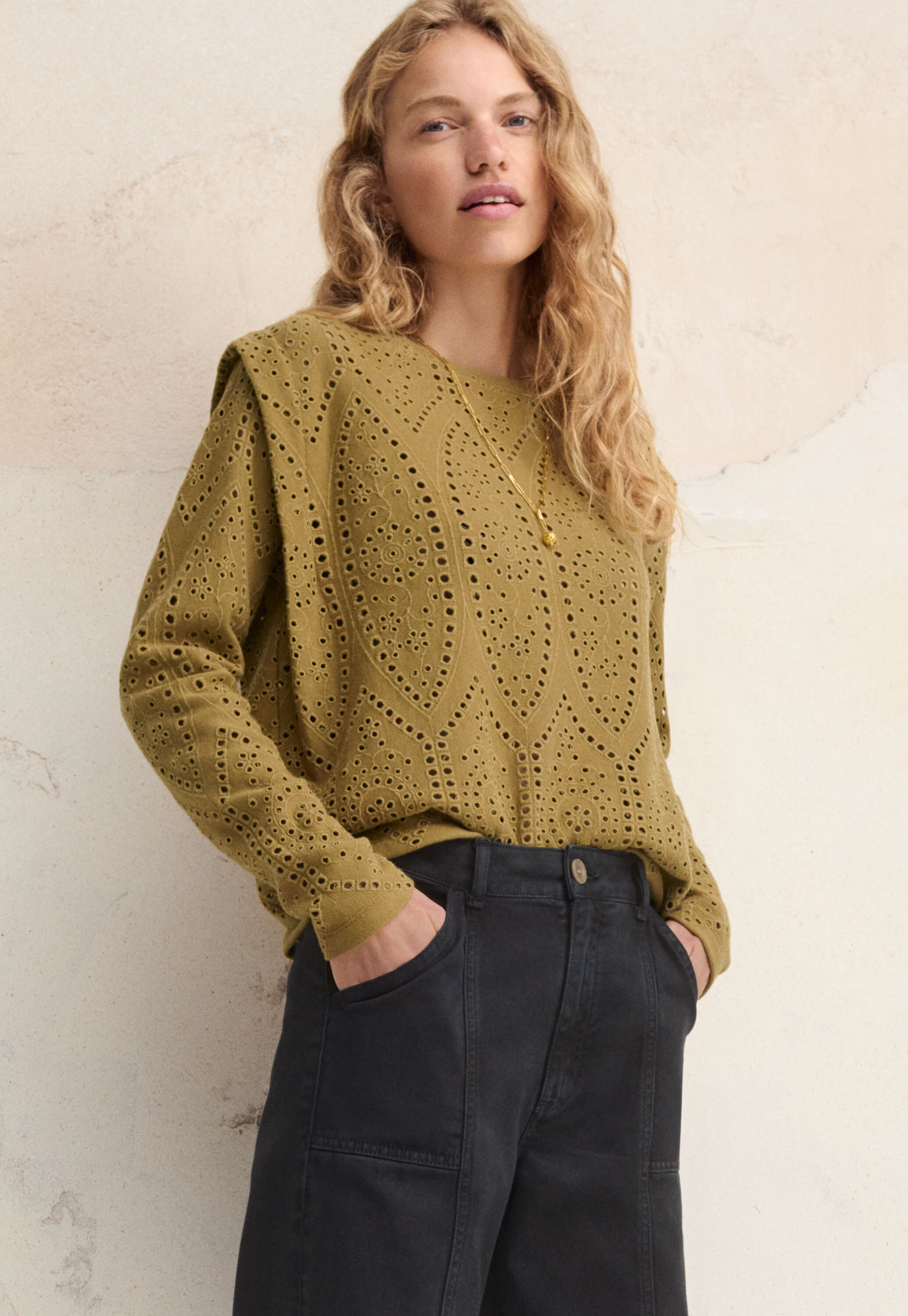 Broderie-Top
