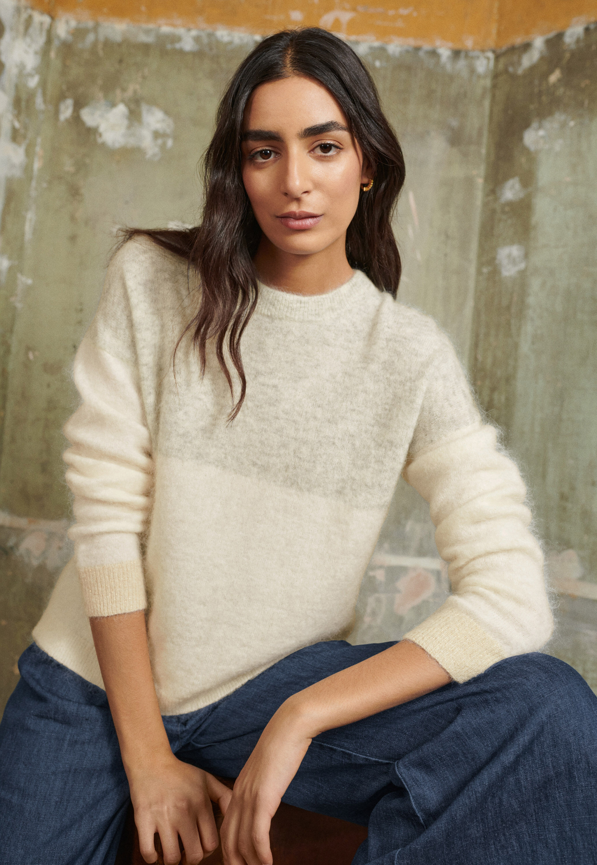 Zweifarbiger Pullover