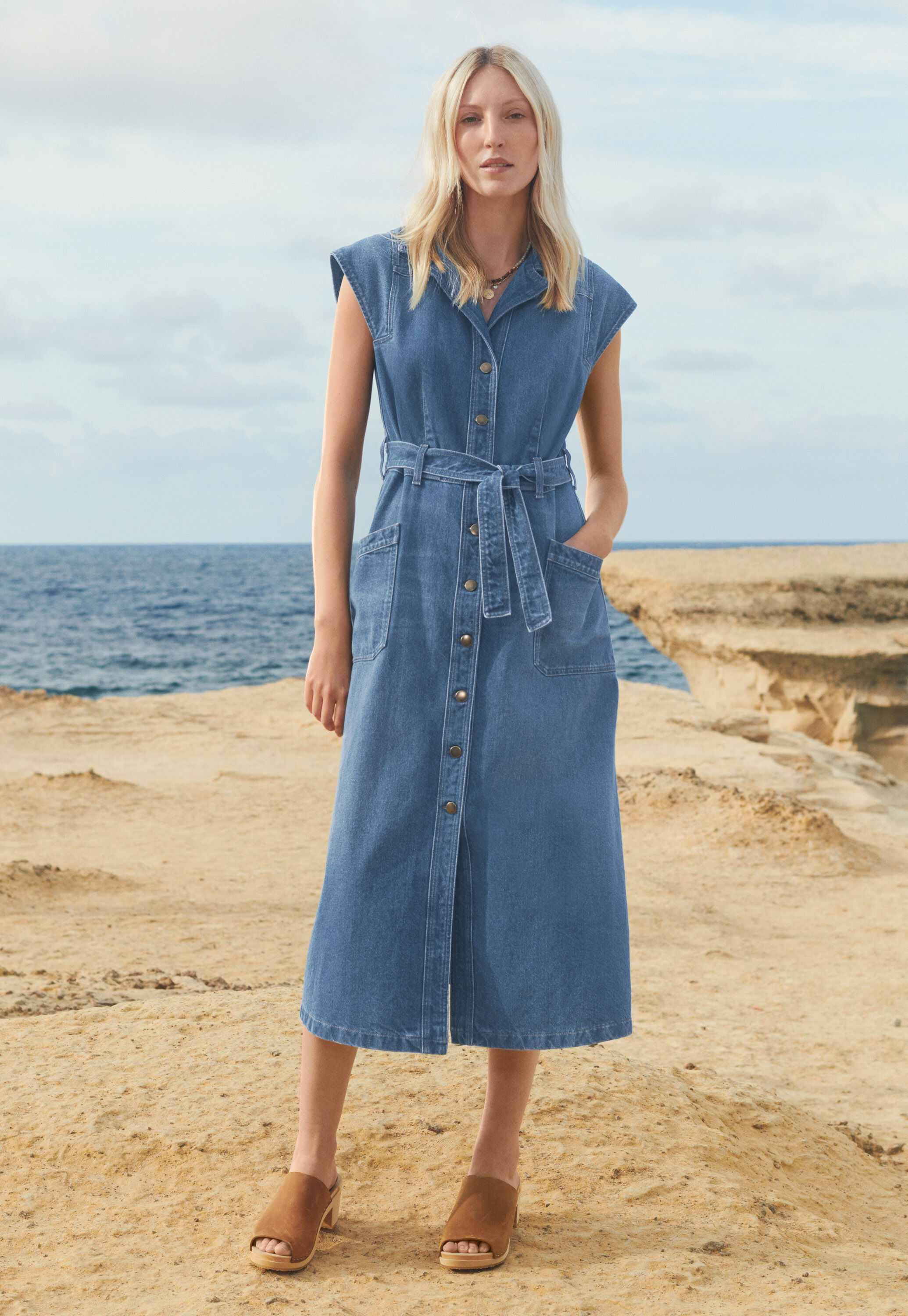 Leder-Clogs mit offener Zehenpartie