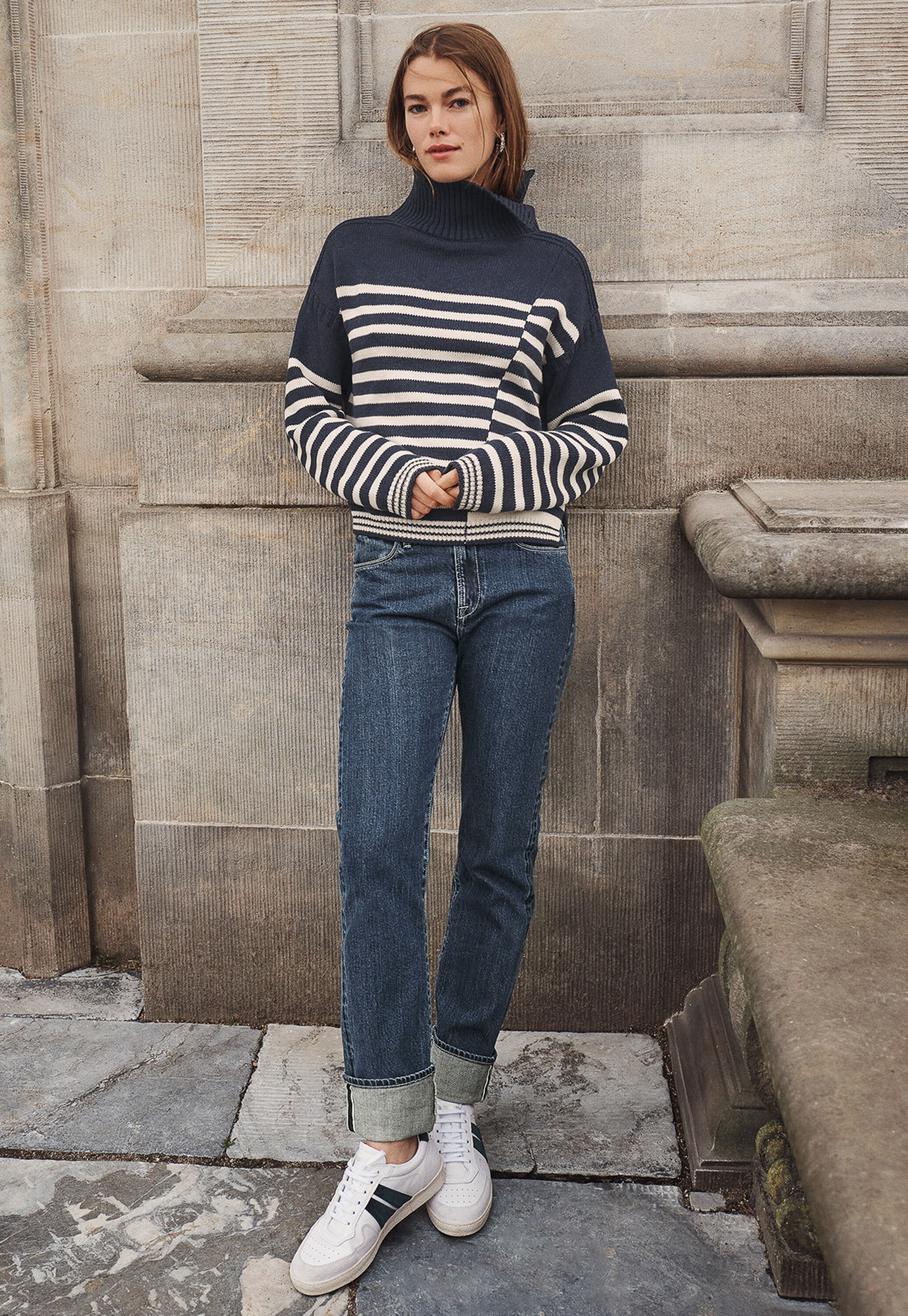 Selvedge-Jeans mit breitem Saum und mittlerer Waschung
