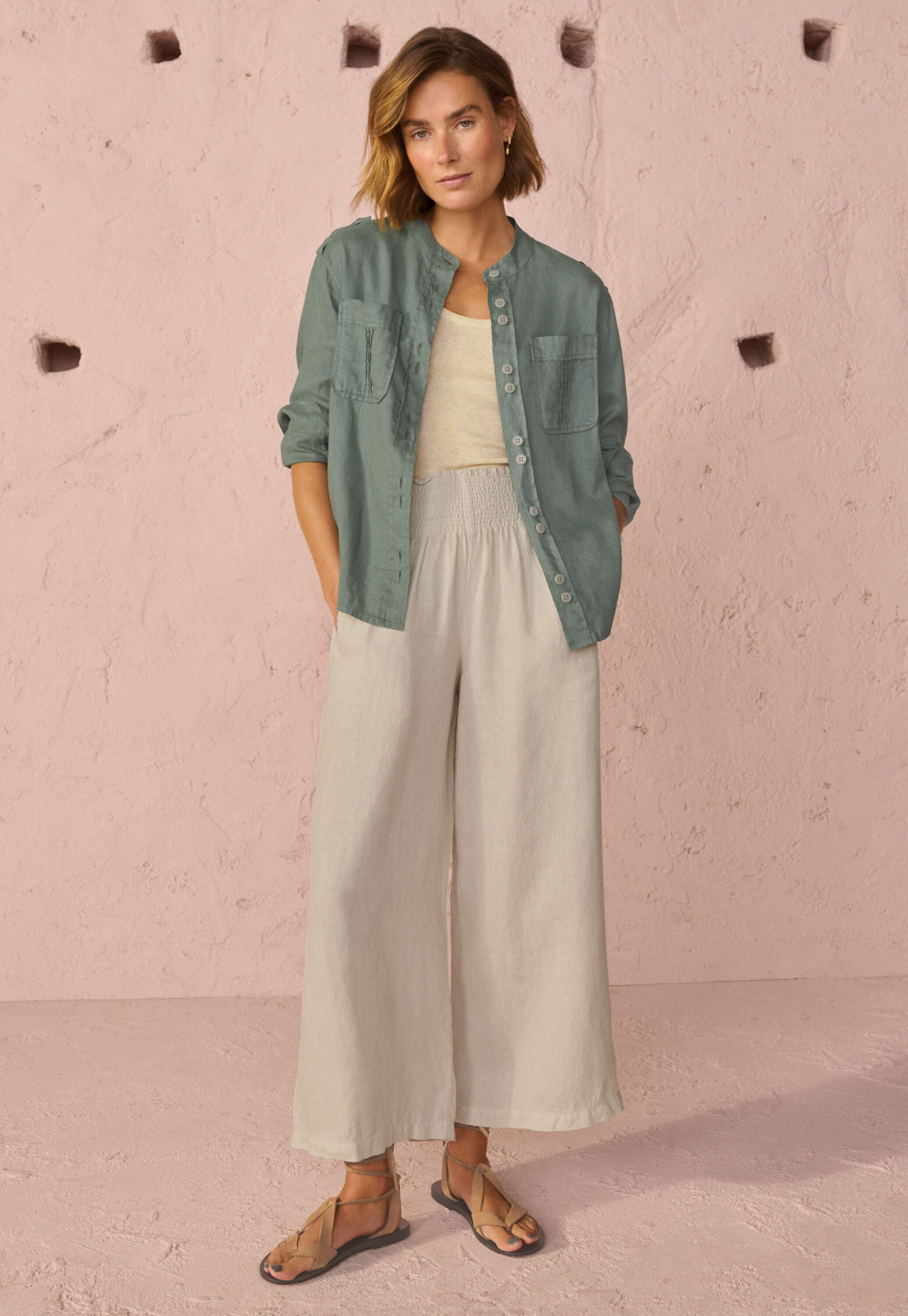 Bluse mit besticktem R&uuml;cken