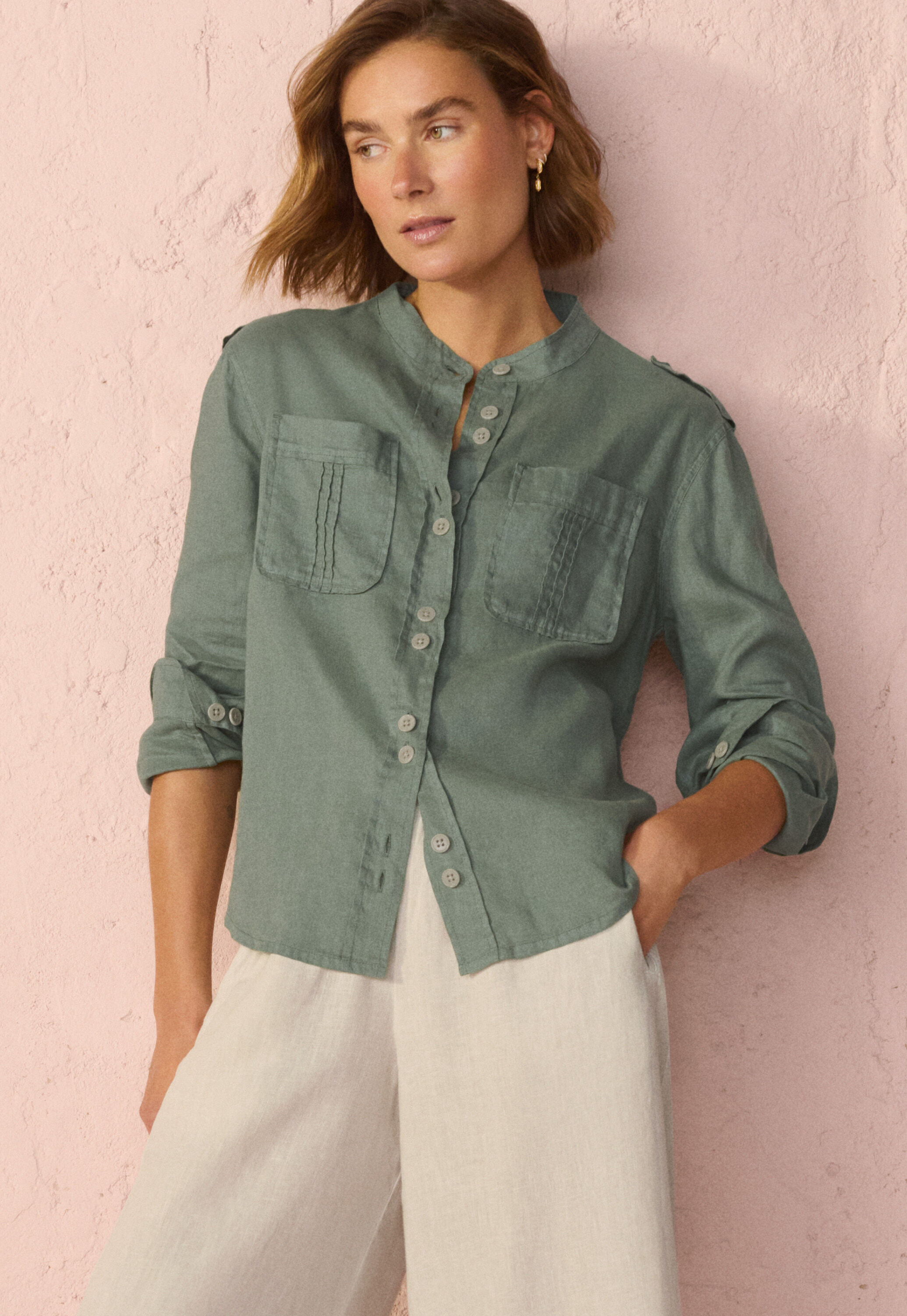 Bluse mit besticktem R&uuml;cken