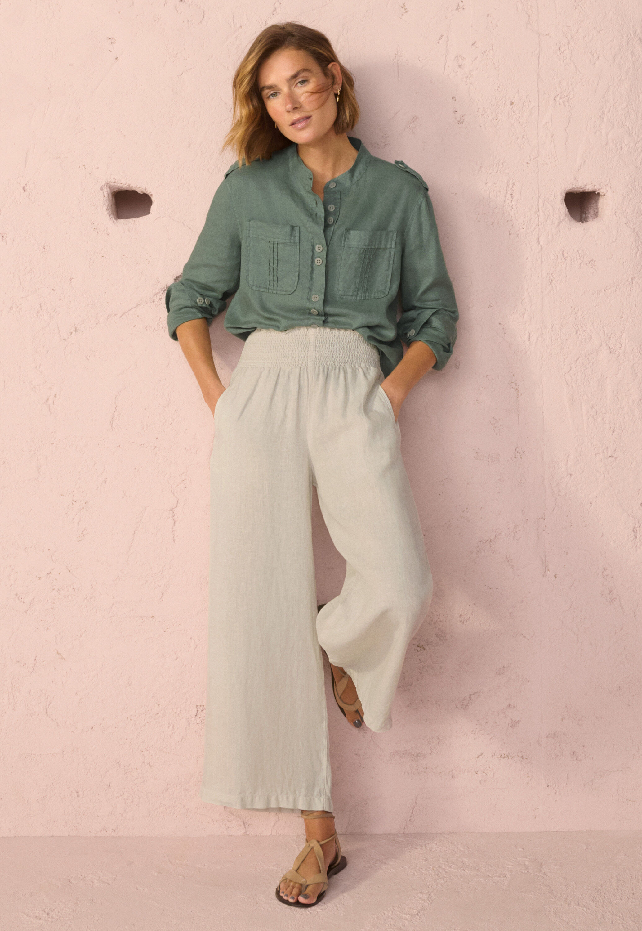 Bluse mit besticktem R&uuml;cken