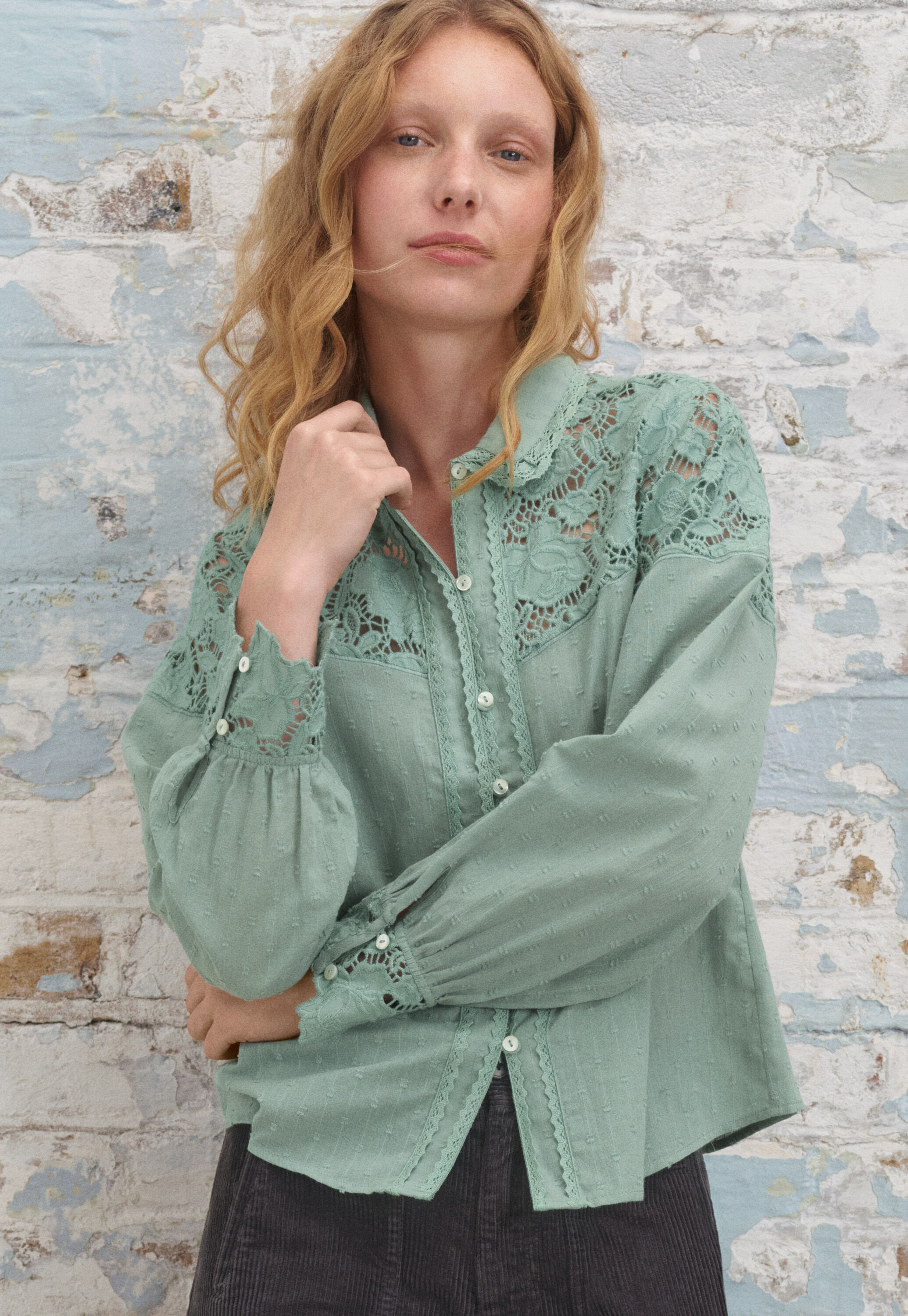 Bluse mit Biesen