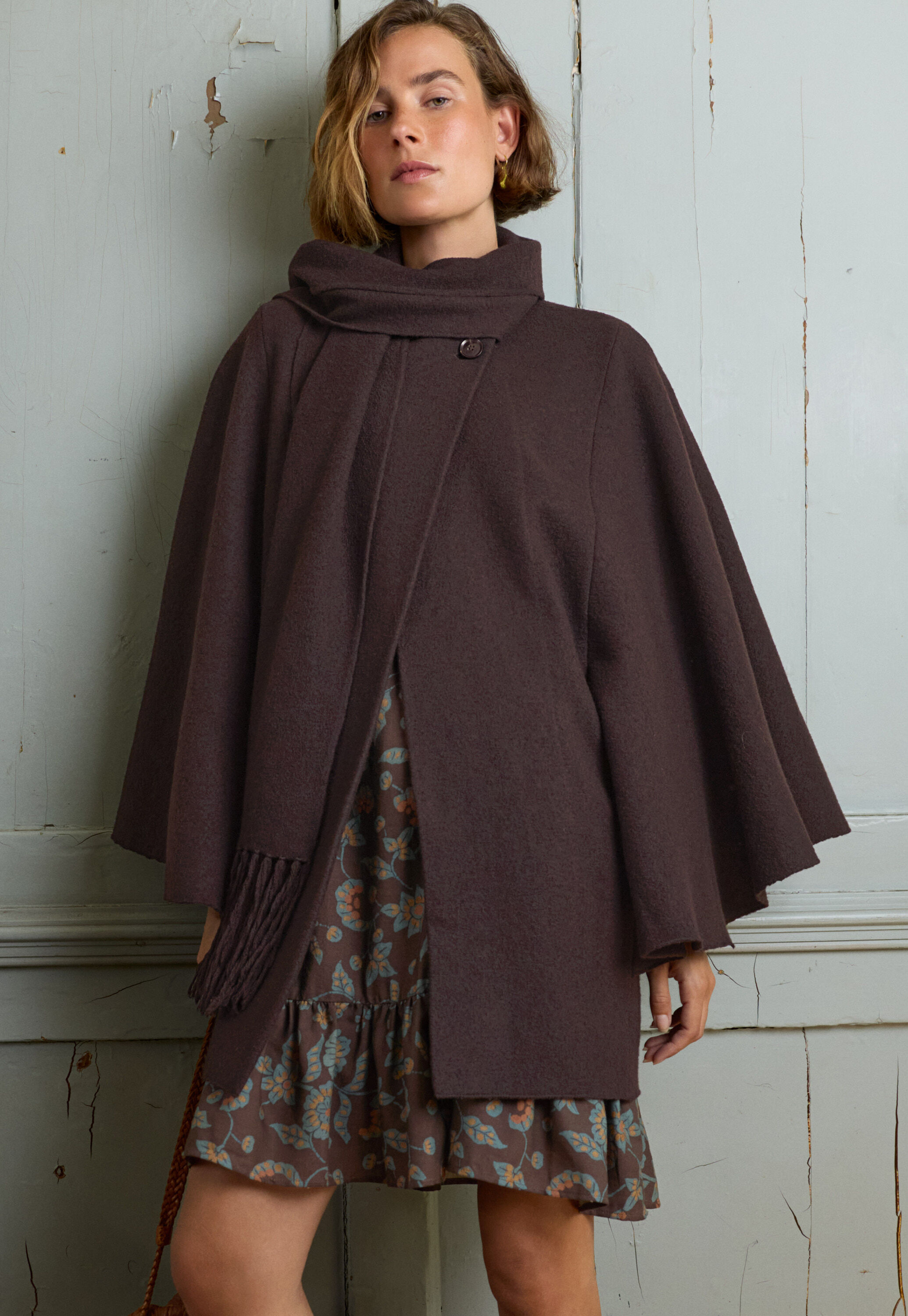 Cape aus Wollwalk, Schwarzer Kaffee, large