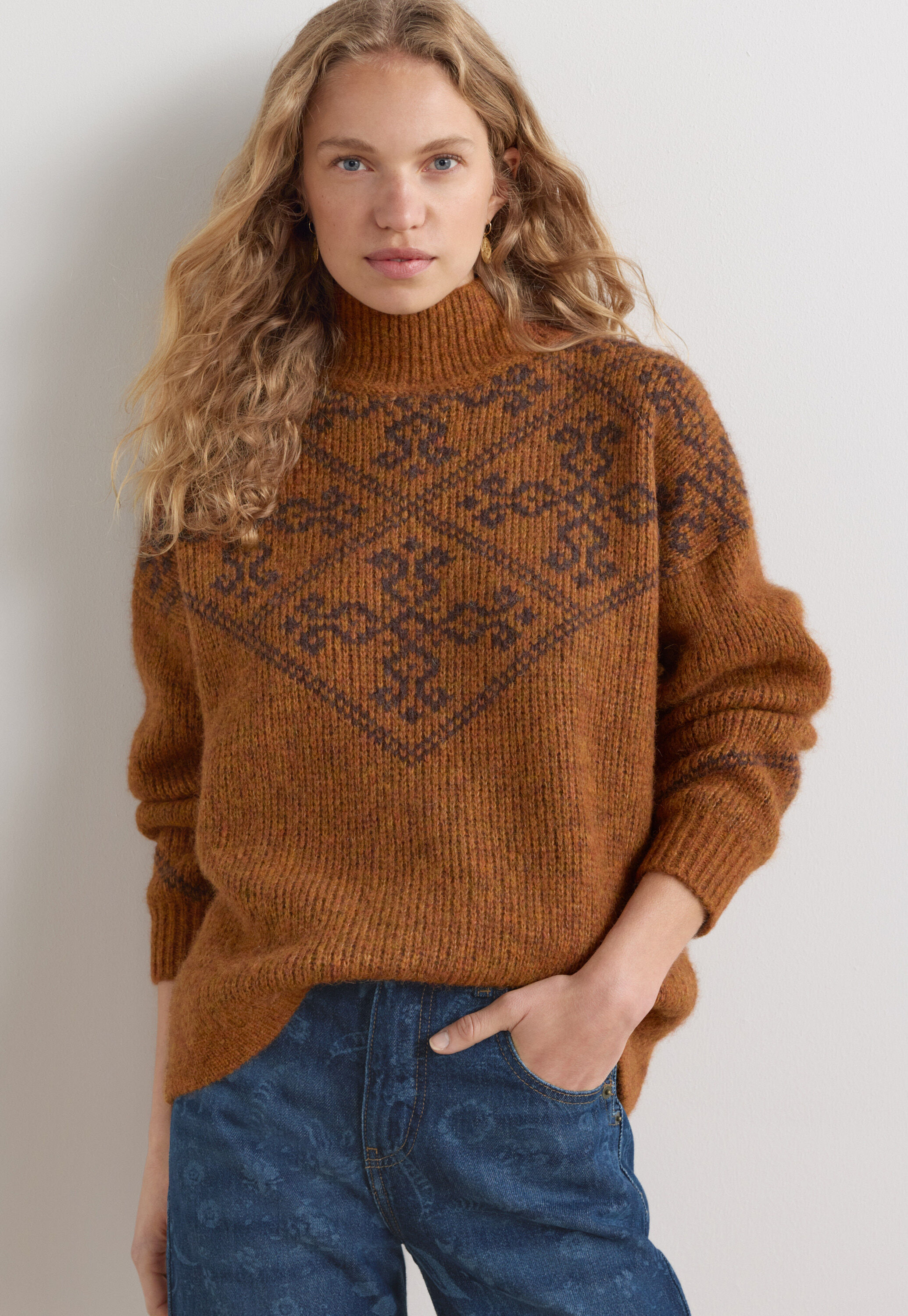 Spitzenmuster-Pullover