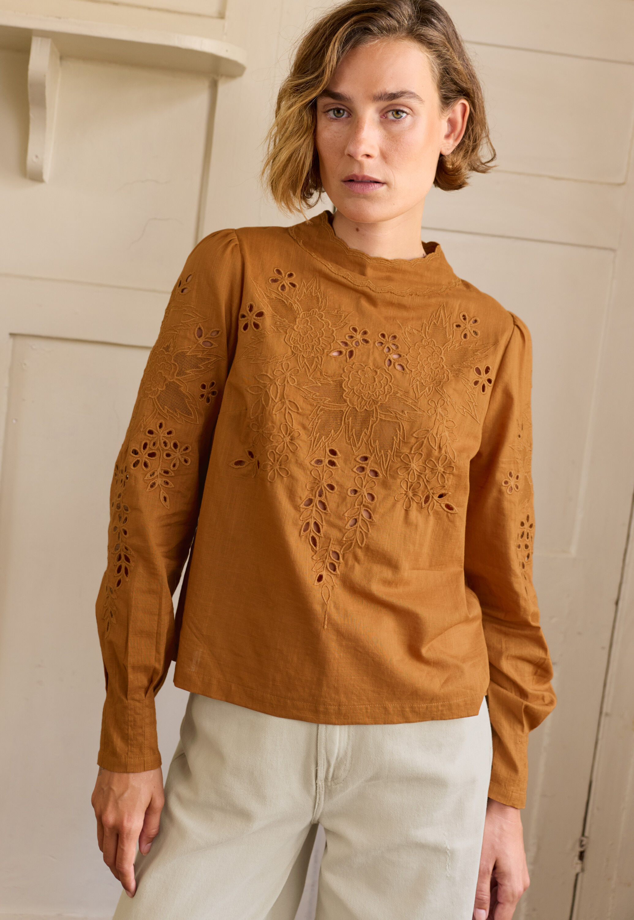 Bestickte Bluse, Ingwer, large