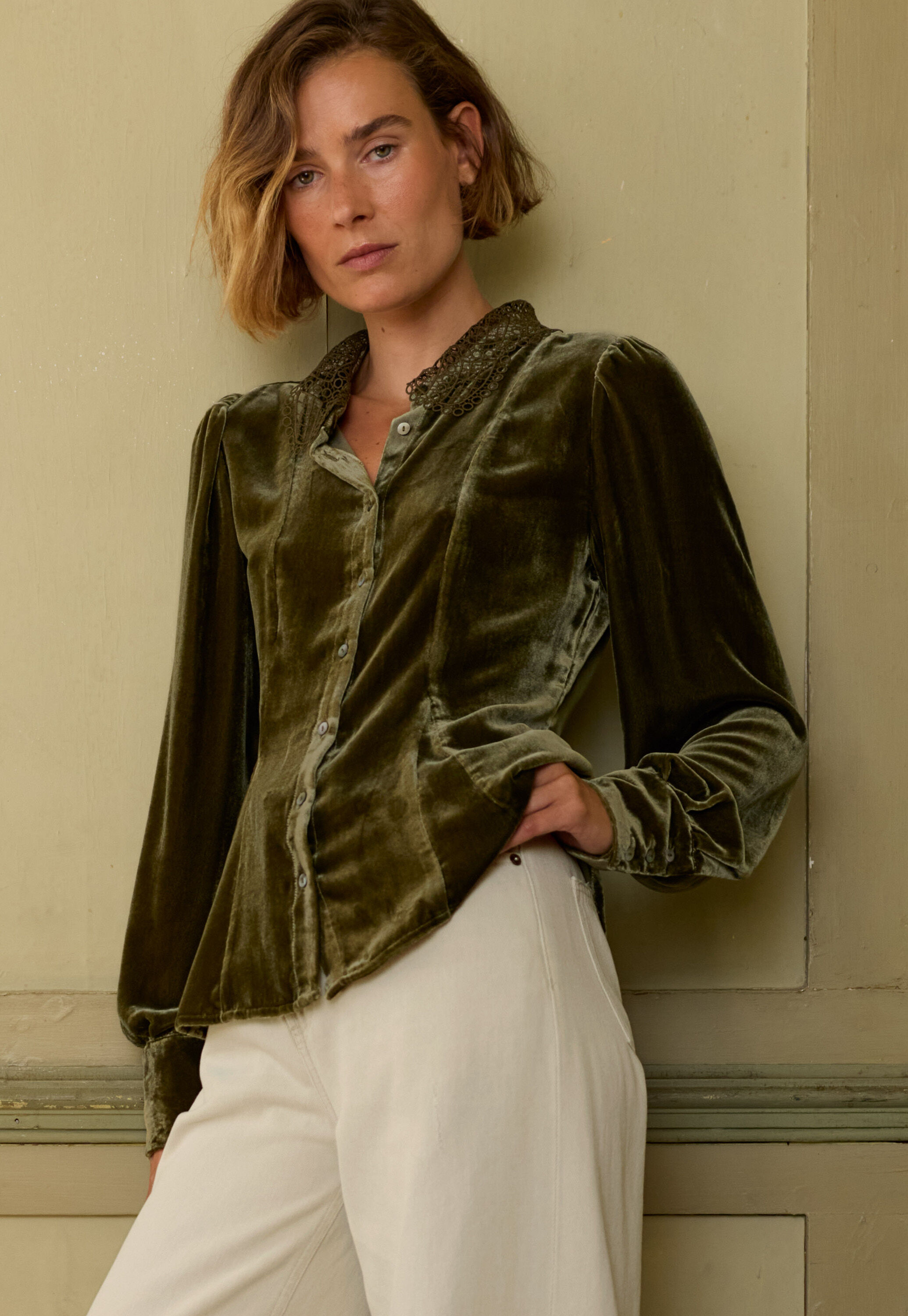 Godet-Bluse aus Samt