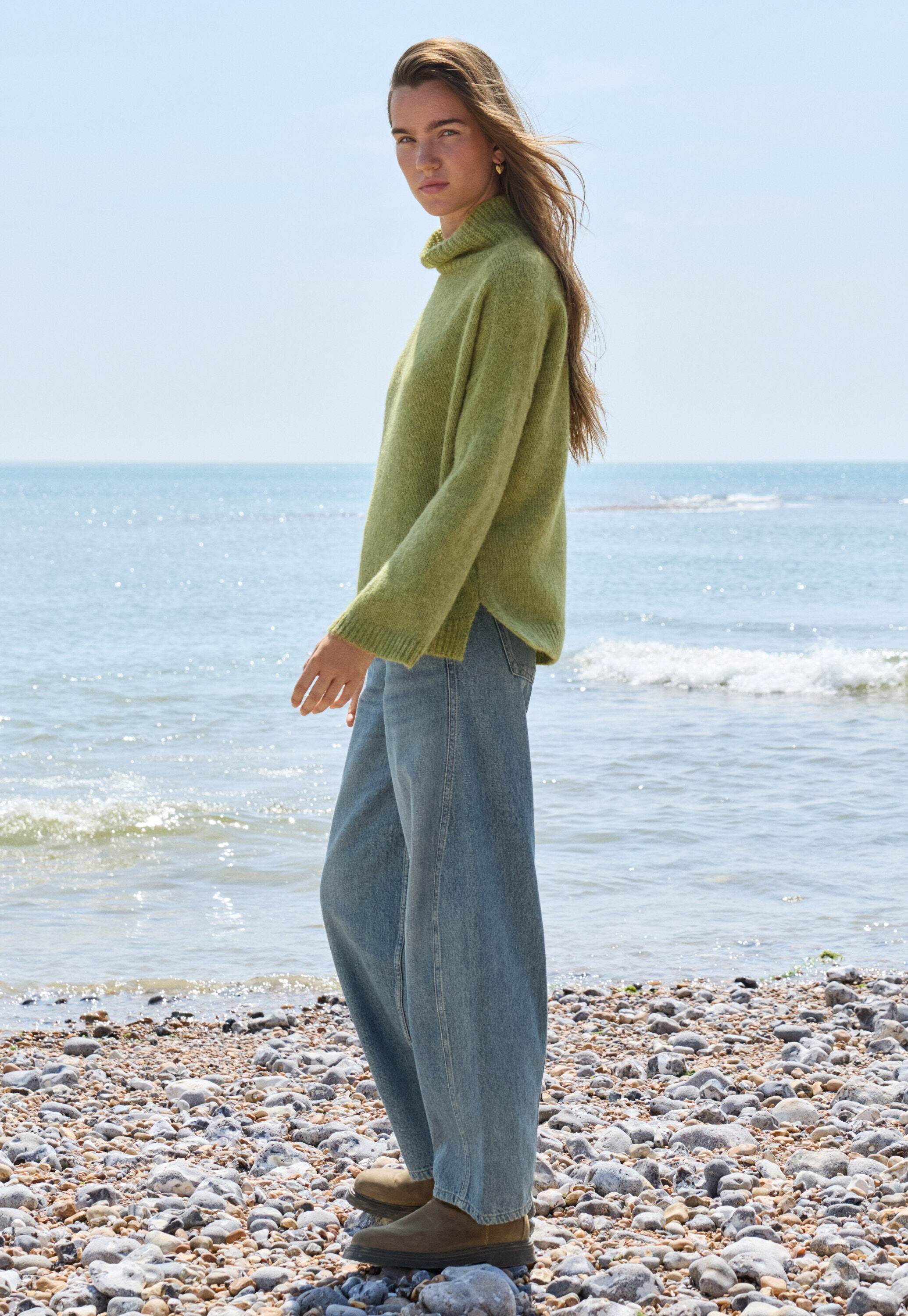 Pullover mit hohem Kragen, Kiefergr&uuml;n, large