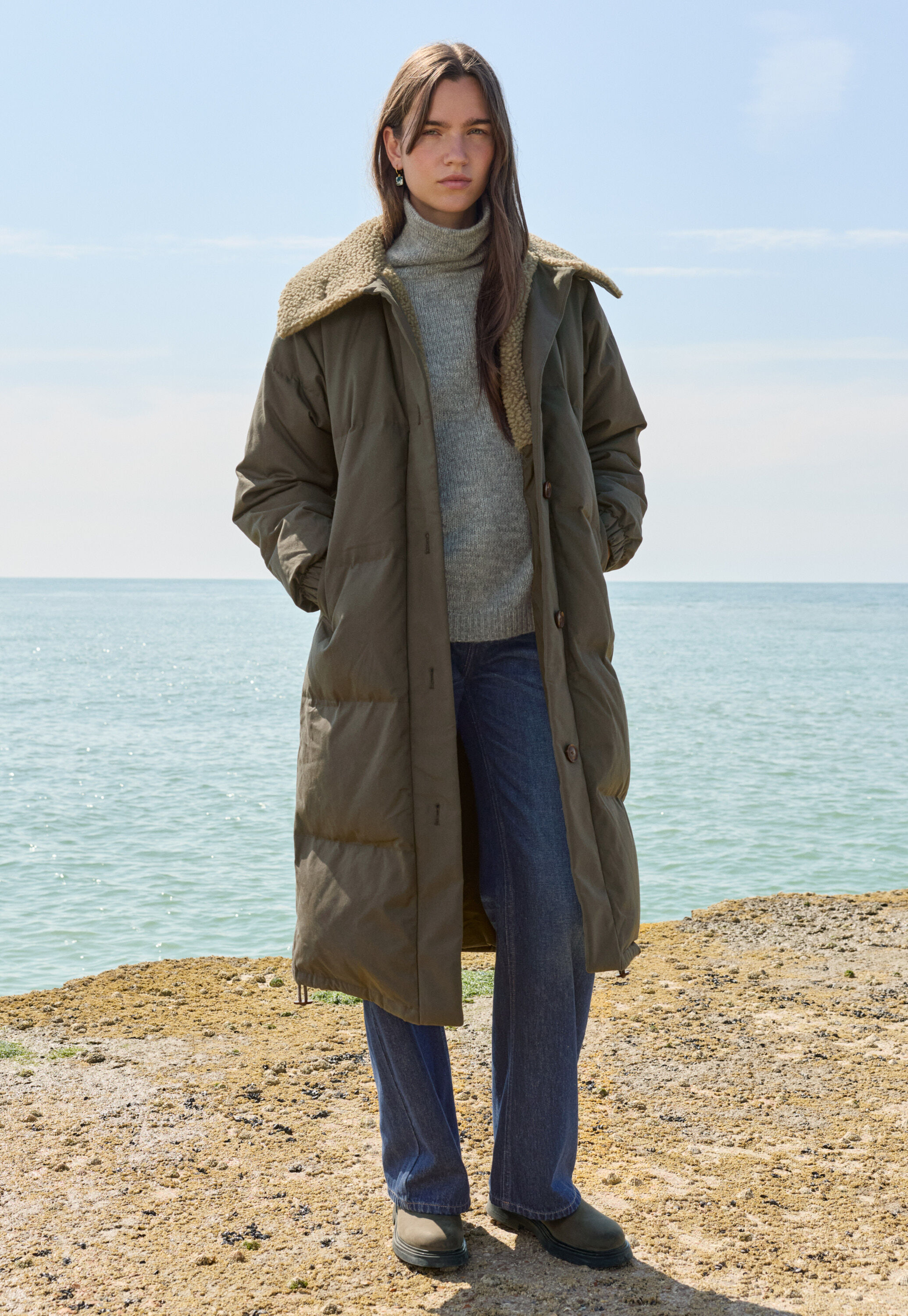 Raglanpullover mit hohem Kragen, Zartes Denimblau, large