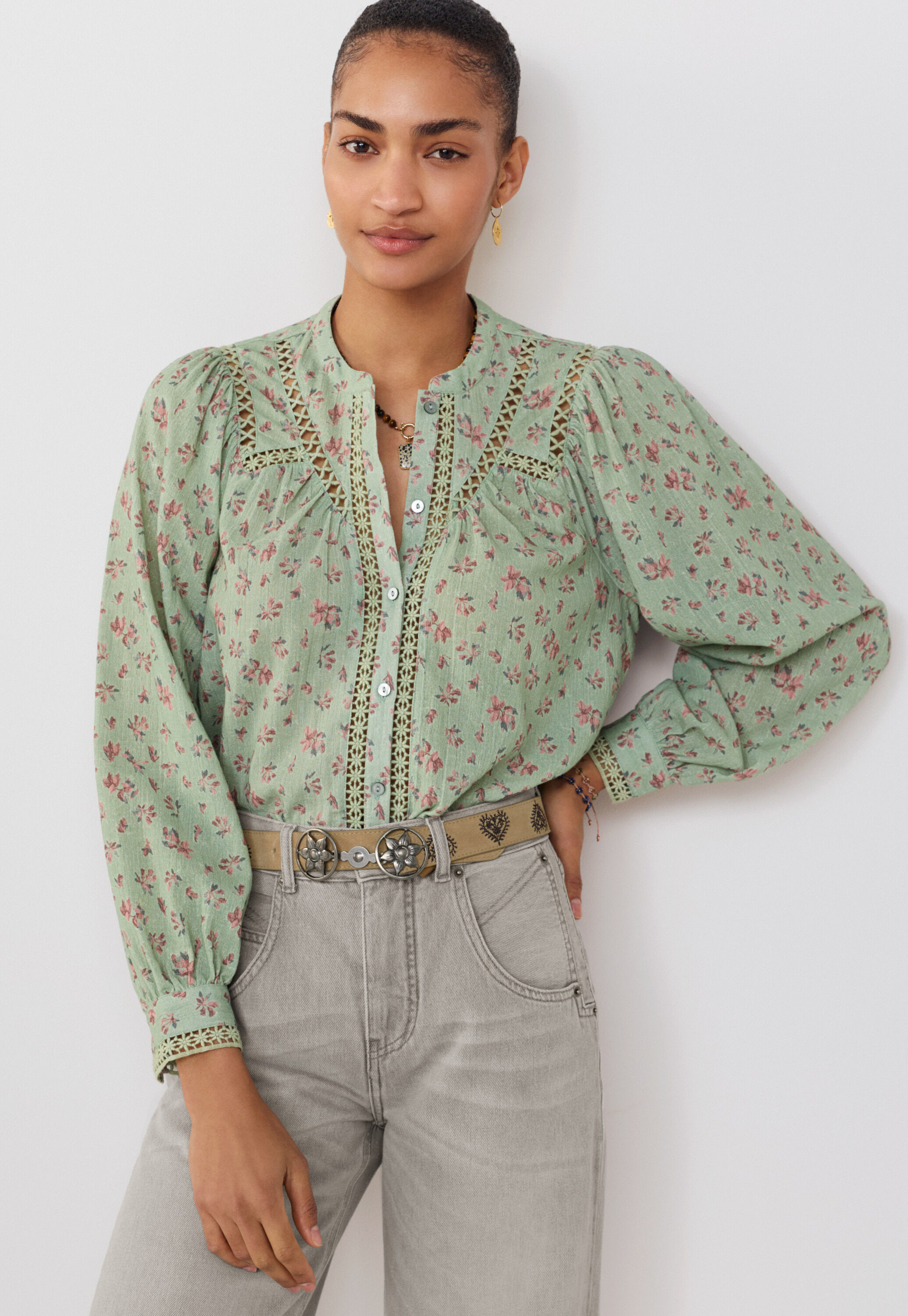 Bluse mit Biesen