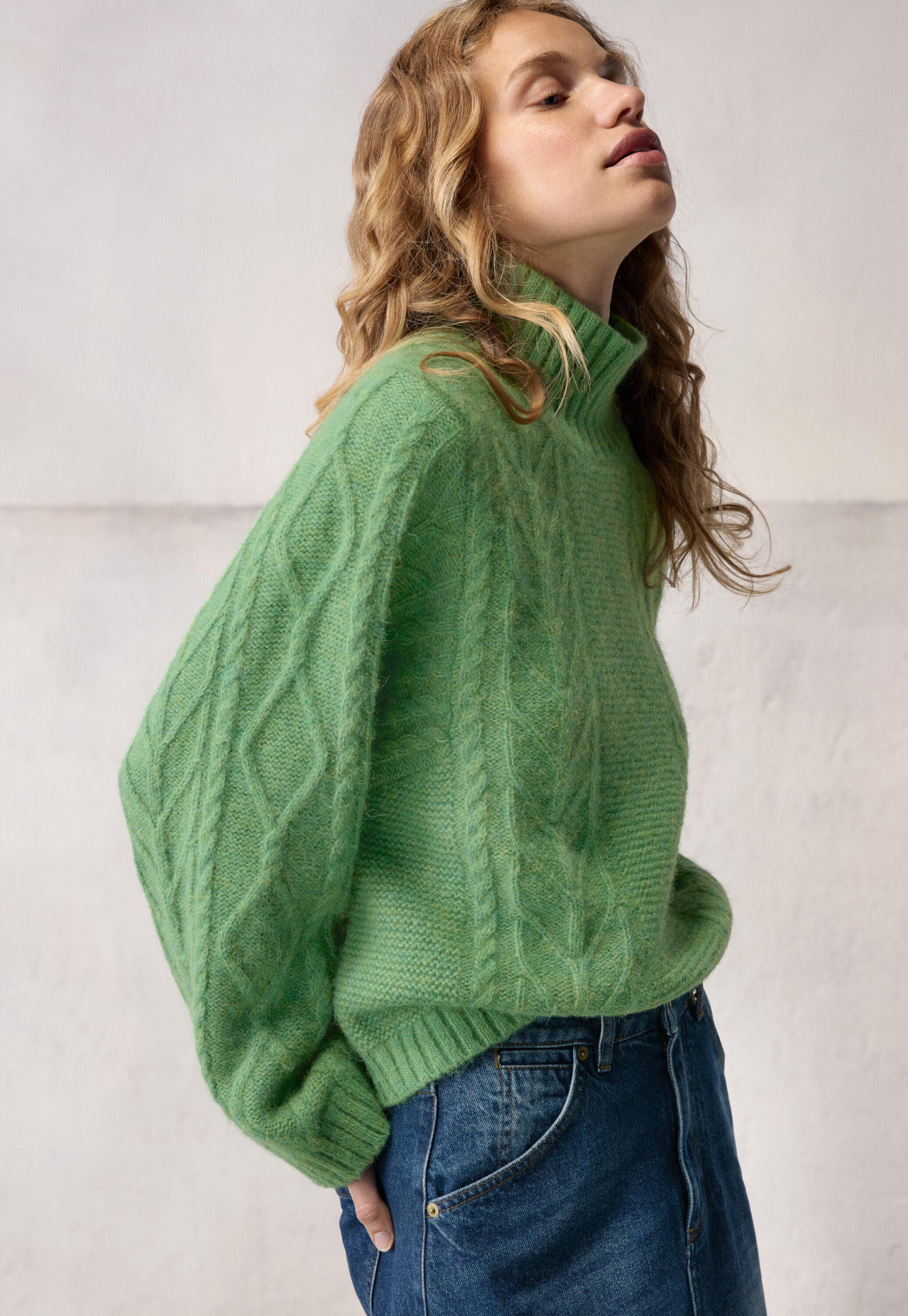 Zopfmuster-Pullover