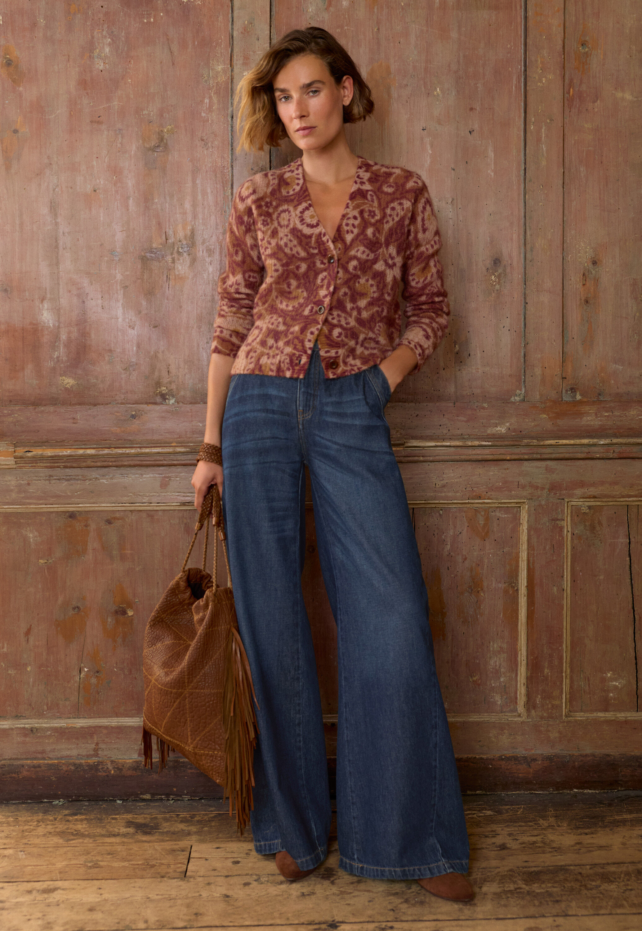 Jeans mit weitem Schlag, Dunkles Ozeanblau, large