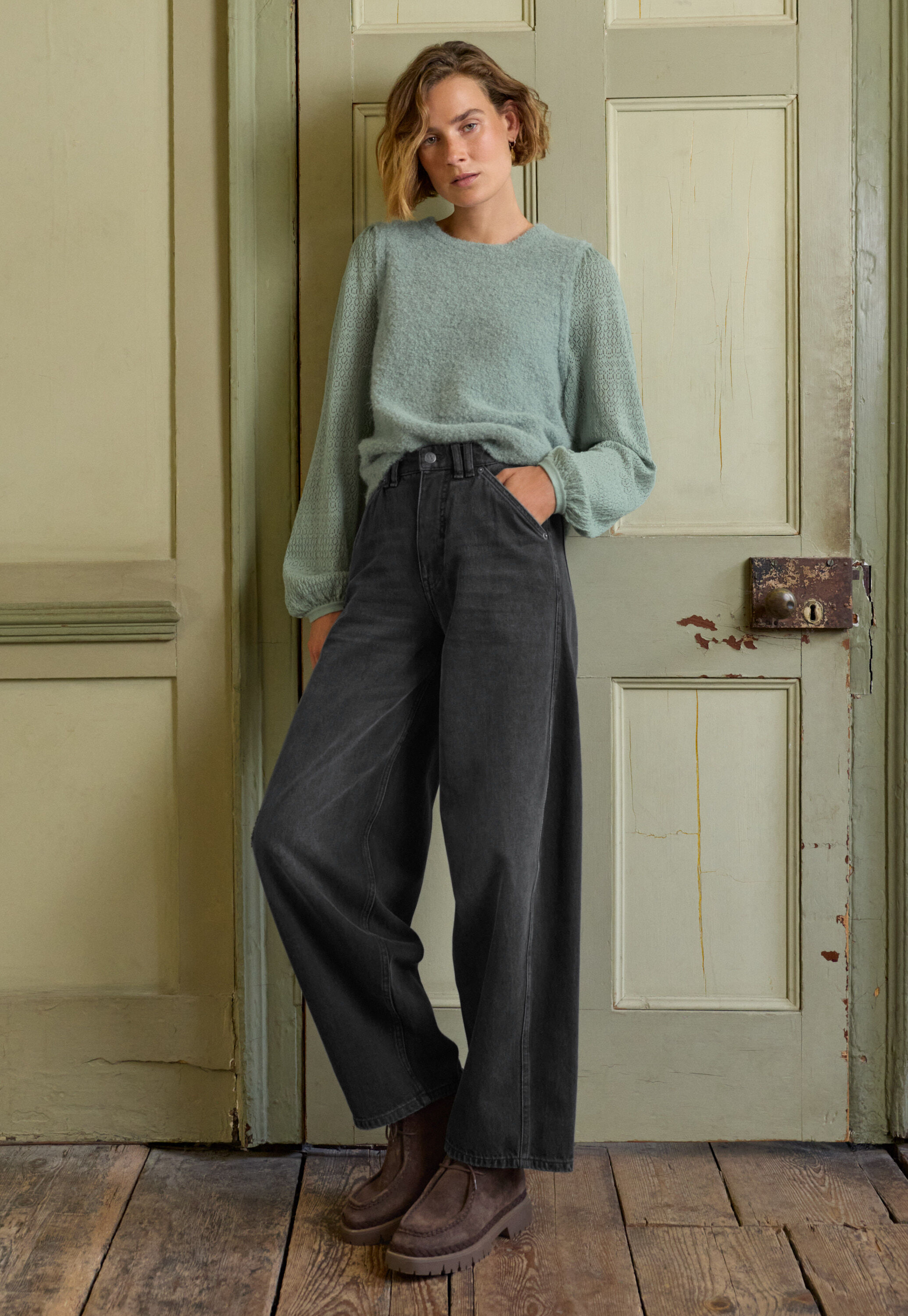 Jeans mit Nahtdetails