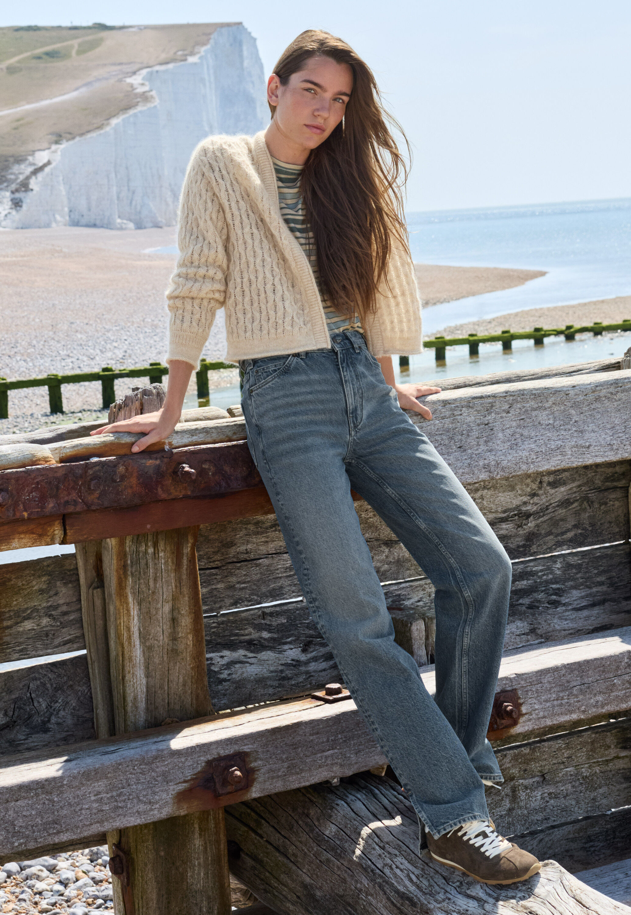 Jeans mit geschlitztem Saum, Marineblau, large