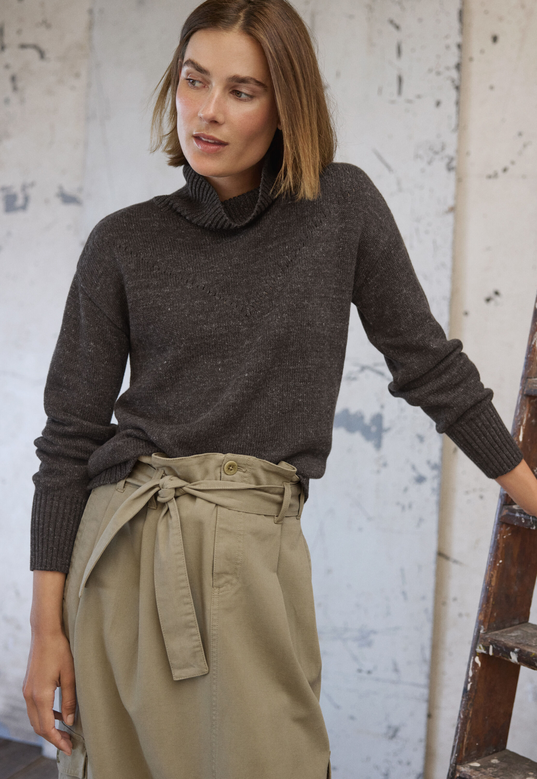 Pullover mit hohem Kragen