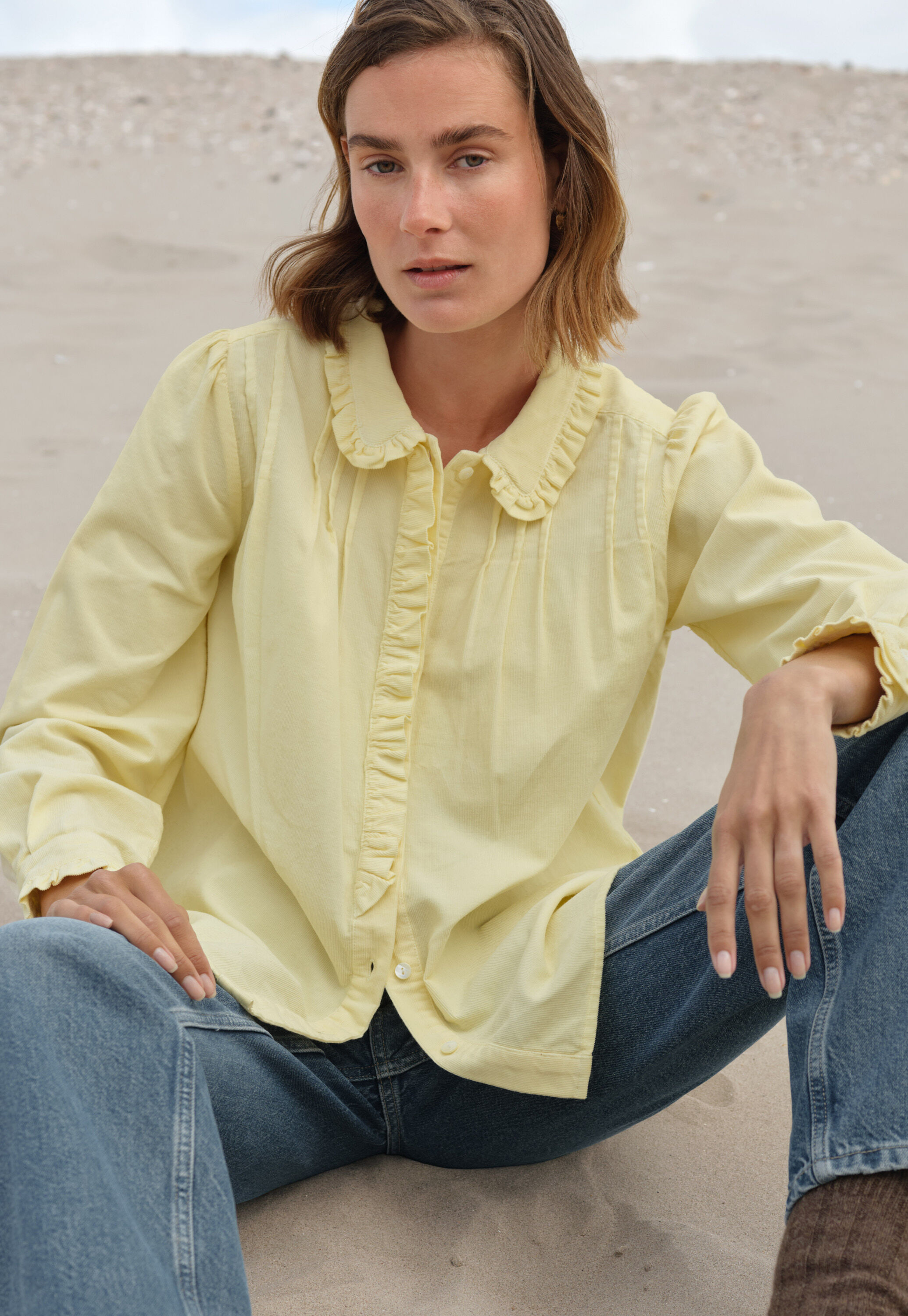 Bluse mit Biesen