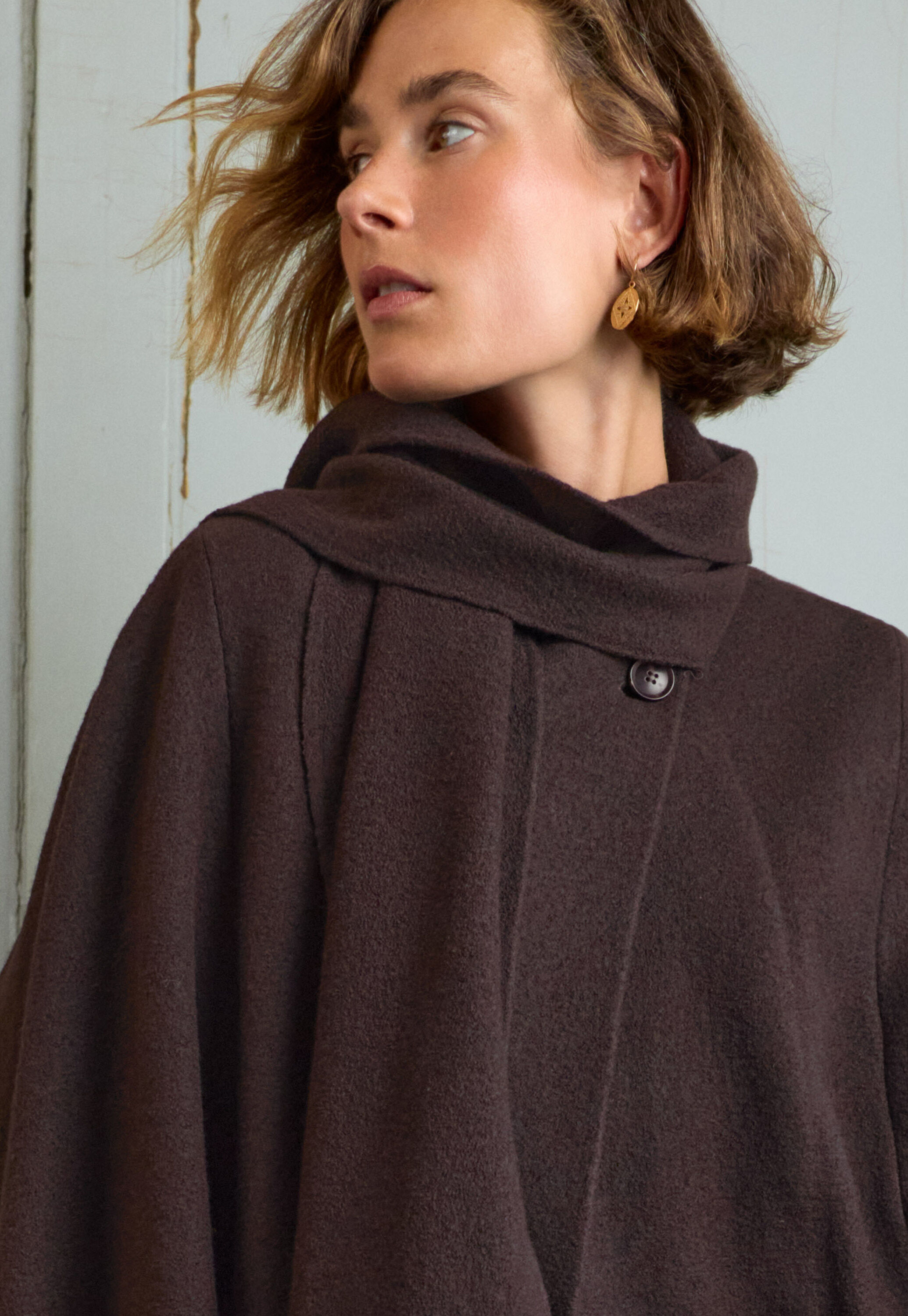 Cape aus Wollwalk, Schwarzer Kaffee, large