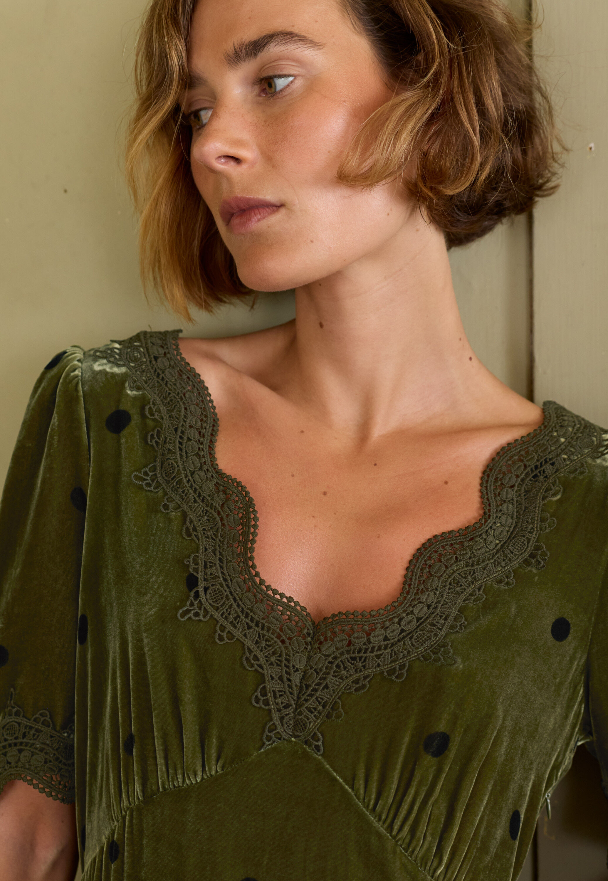 Samtkleid, Moos, large