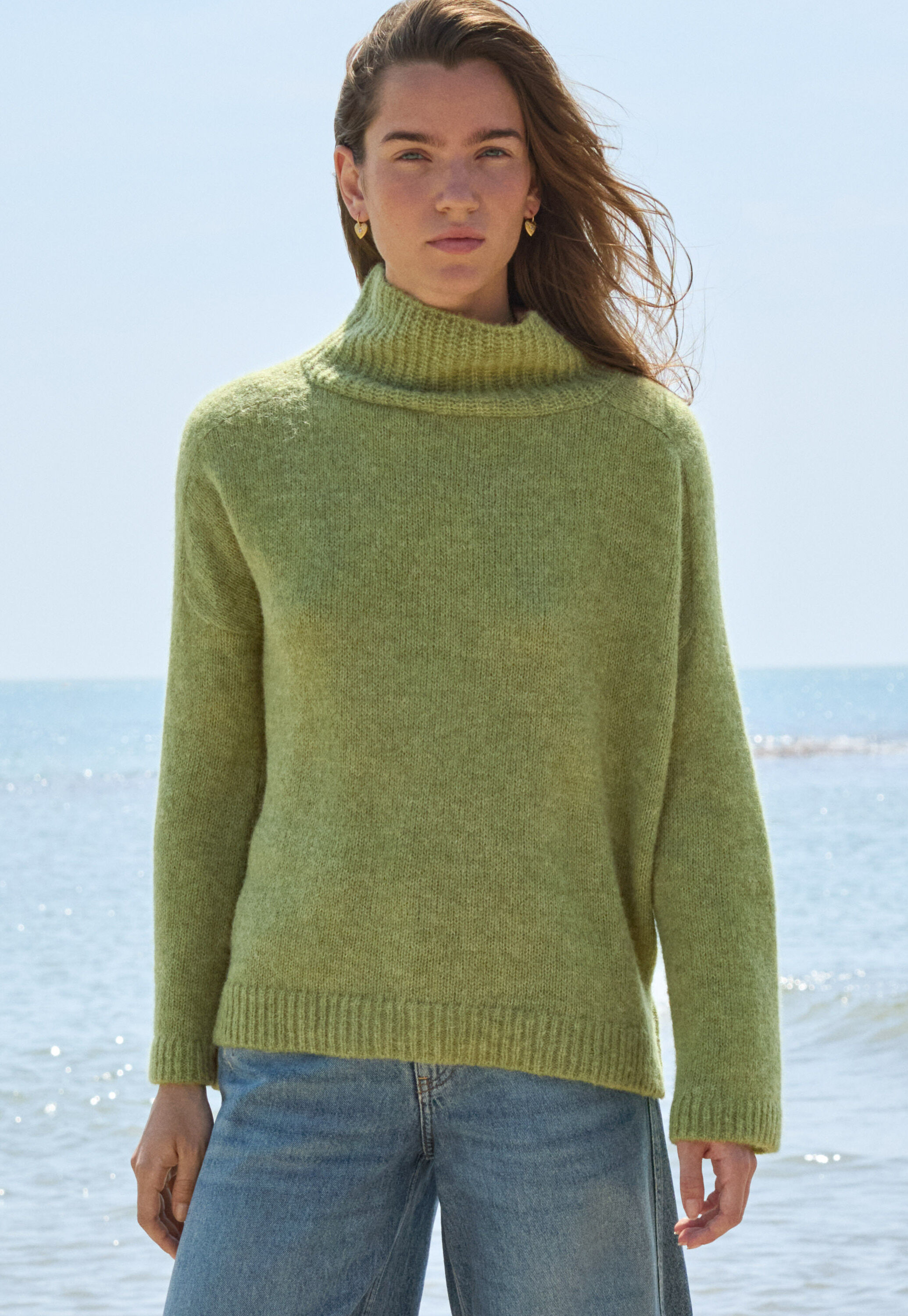 Pullover mit hohem Kragen