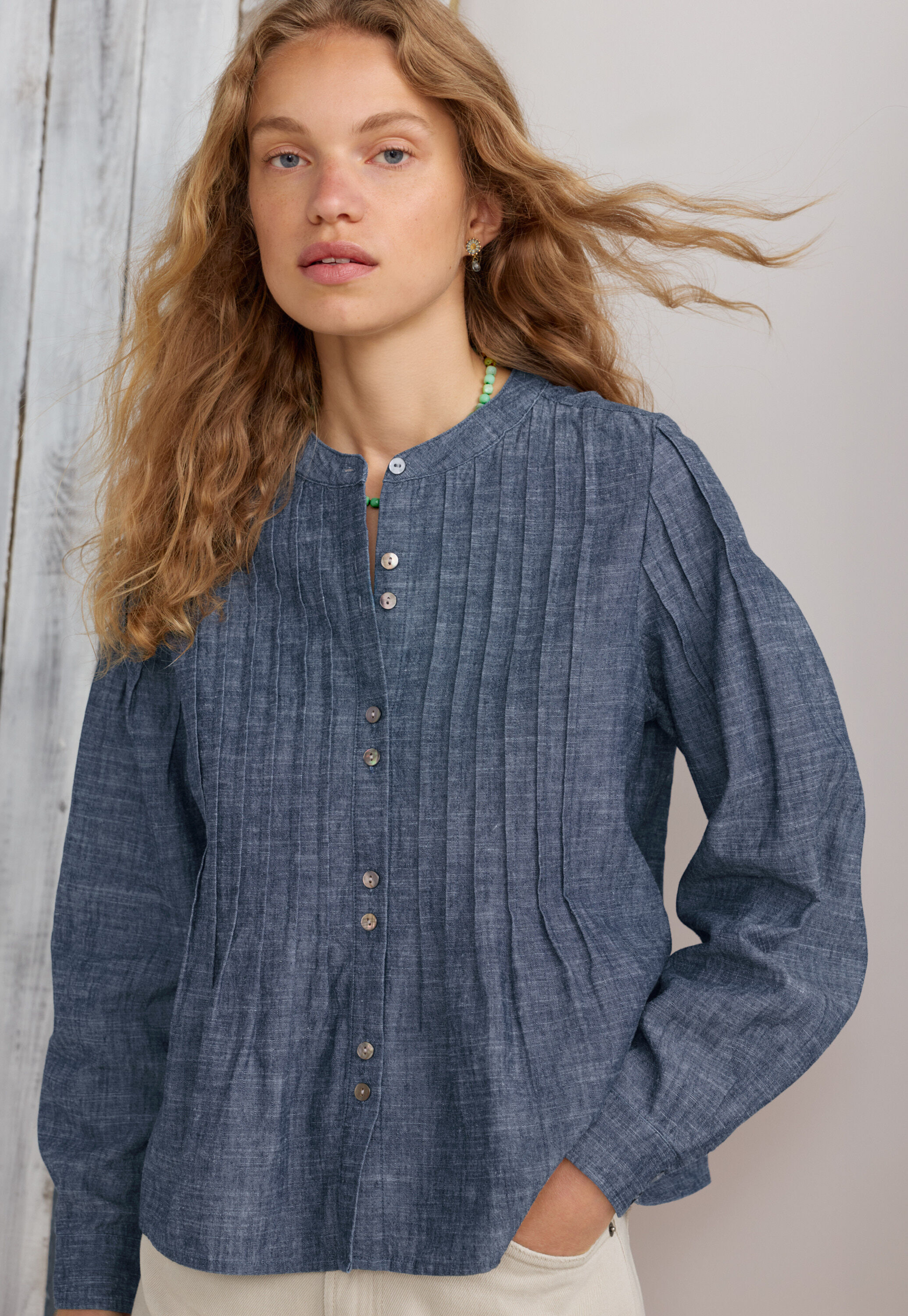 Bluse mit Biesen