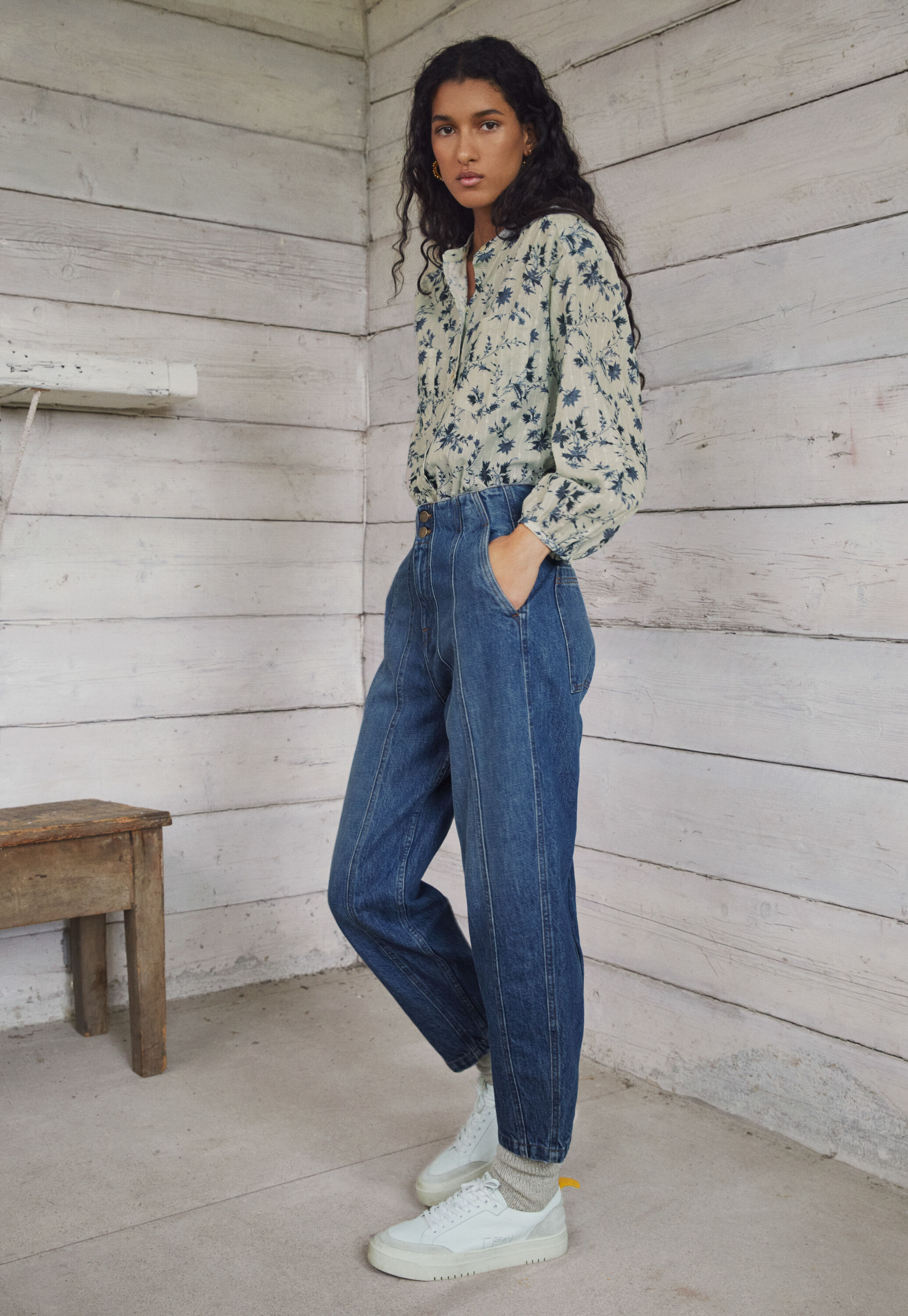 Jeans mit Ziern&auml;hten