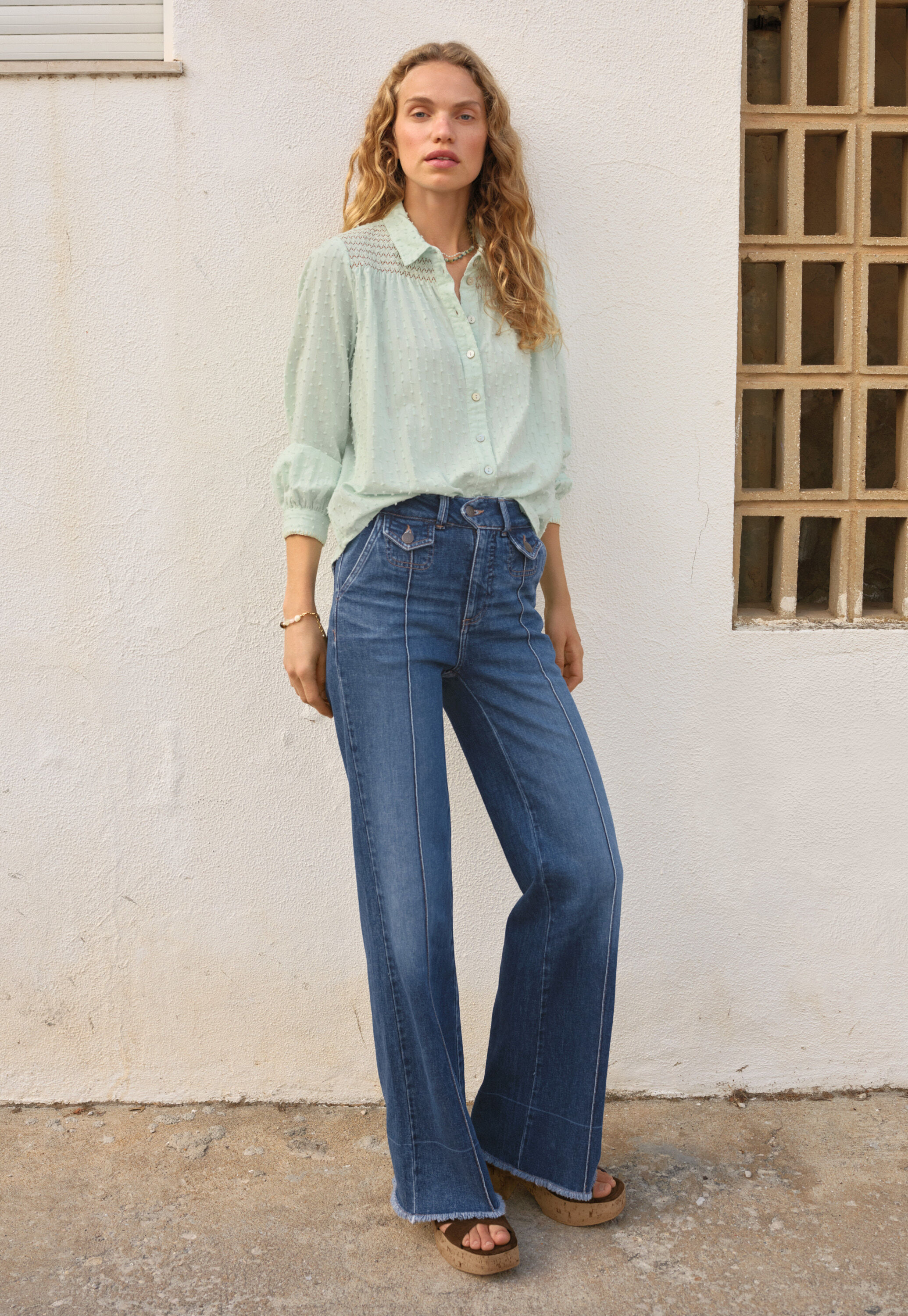 Bluse mit Kr&auml;uselungen
