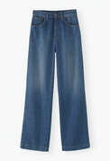 Boyfriend jeans, Dunkle Waschung, webstill