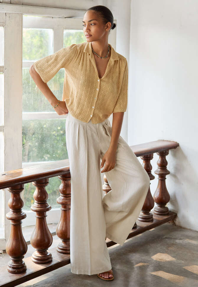 Hose mit Falten, Pergament, completeTheLook